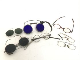 A Collection of mixed vintage spectacles. This lot