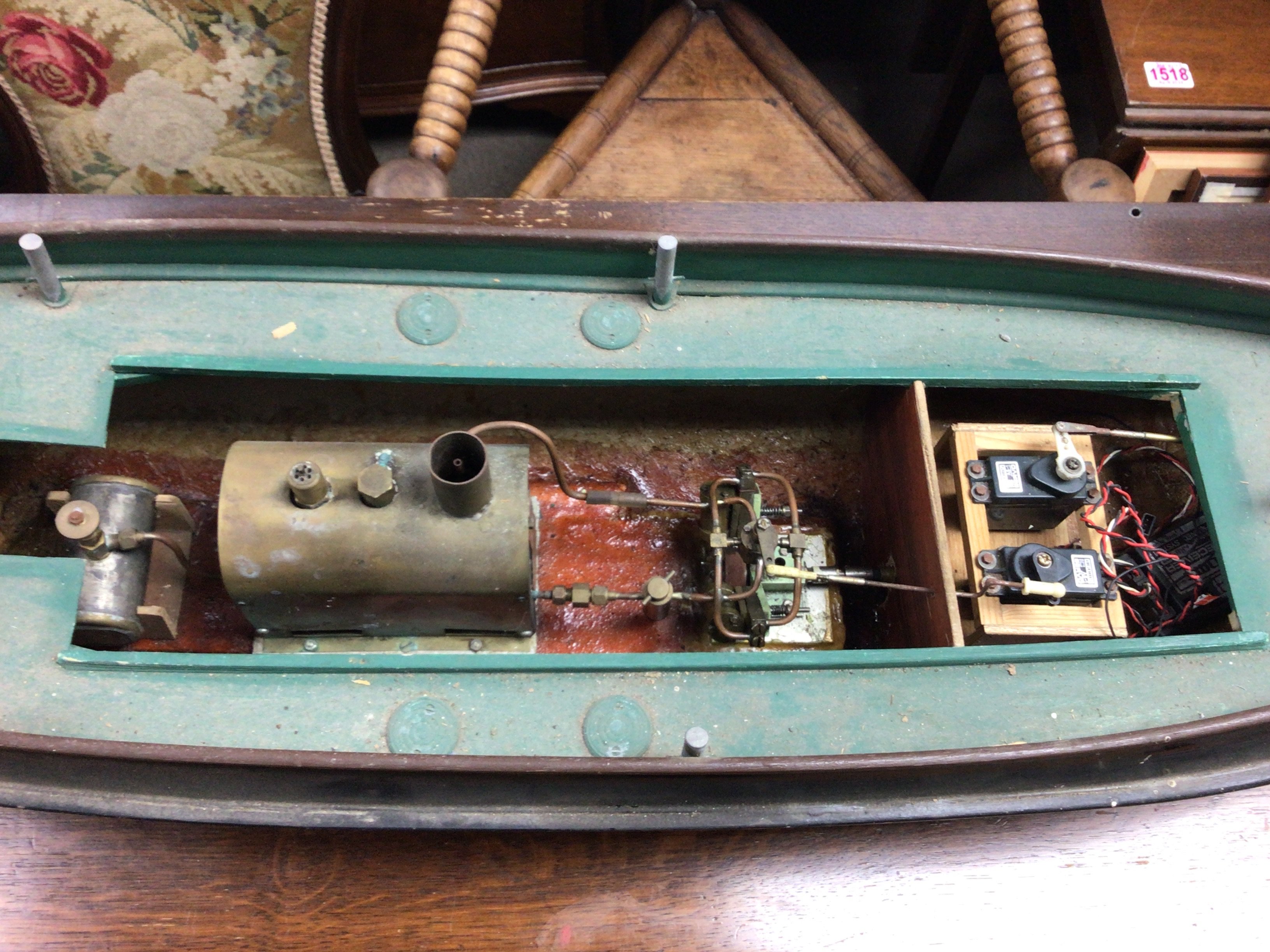 A live steam engine tug boat with boiler. Dimensio - Bild 5 aus 8