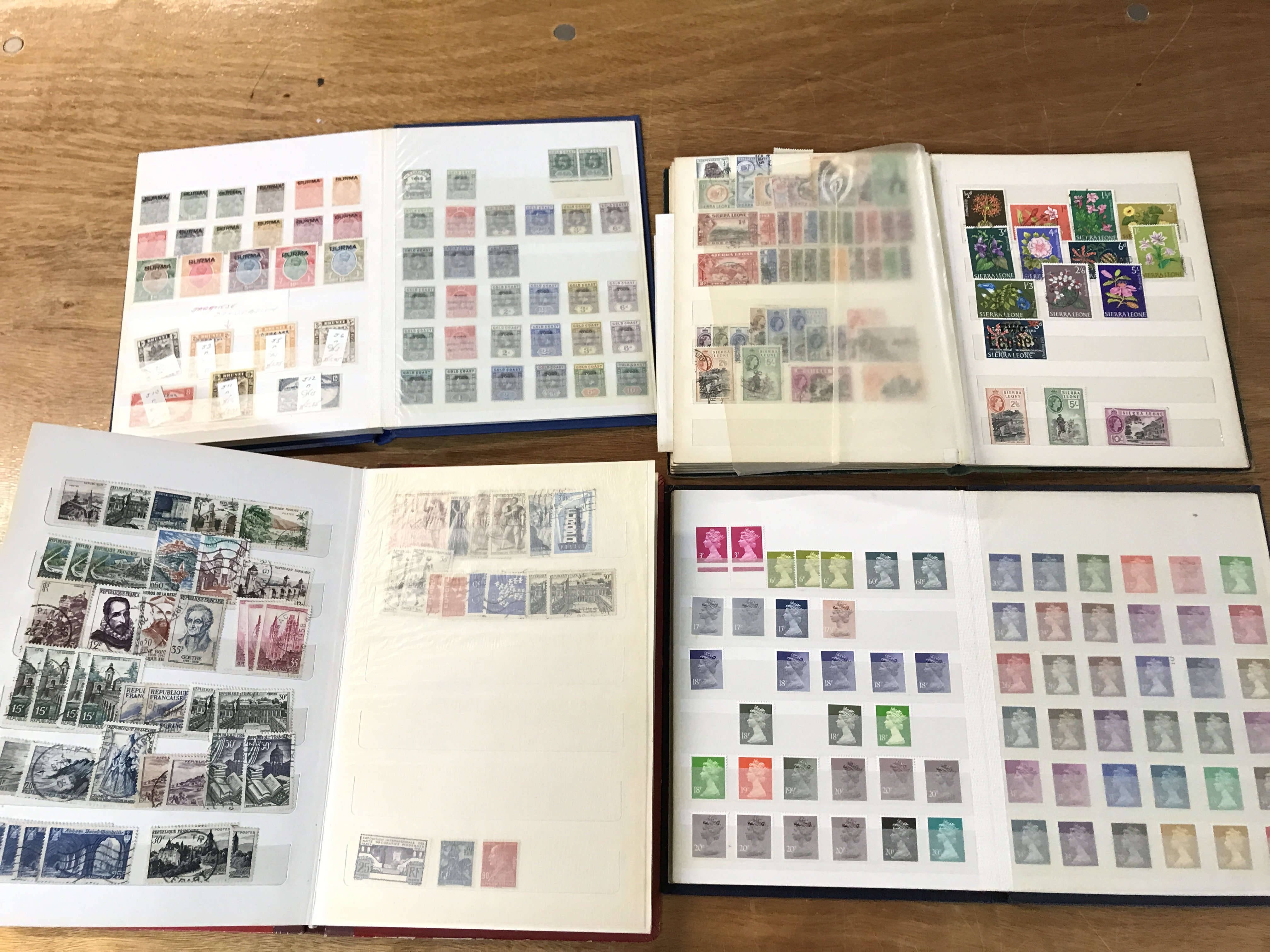 A collection of small stock books of stamps Britis - Image 14 of 14