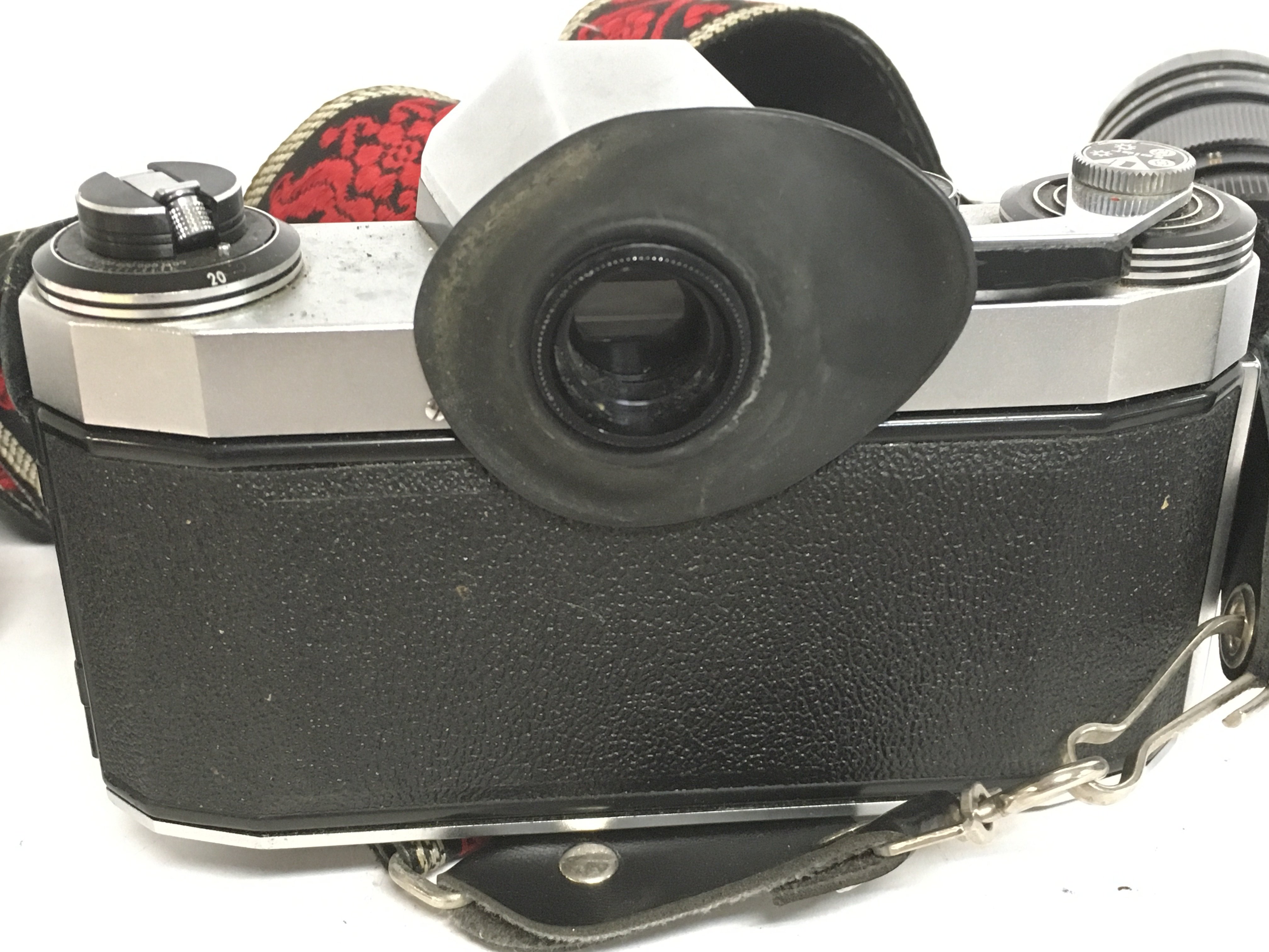 A Praktica PL nova 1 camera, with lenses. This lot - Image 3 of 3