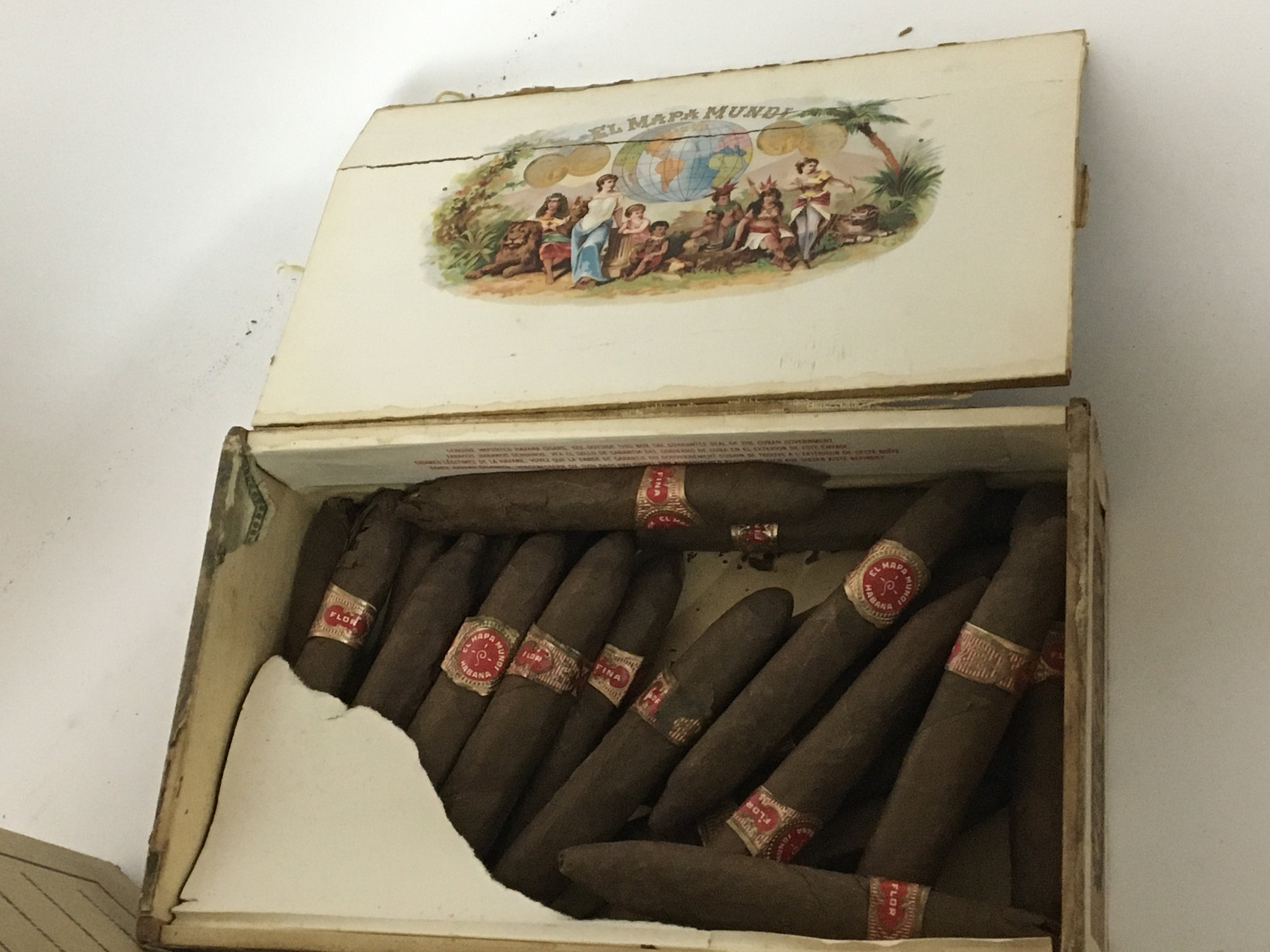 A box containing a large quantity of old pipes a f - Image 2 of 4