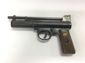 A Webley & Scott Mk 1 pistol.