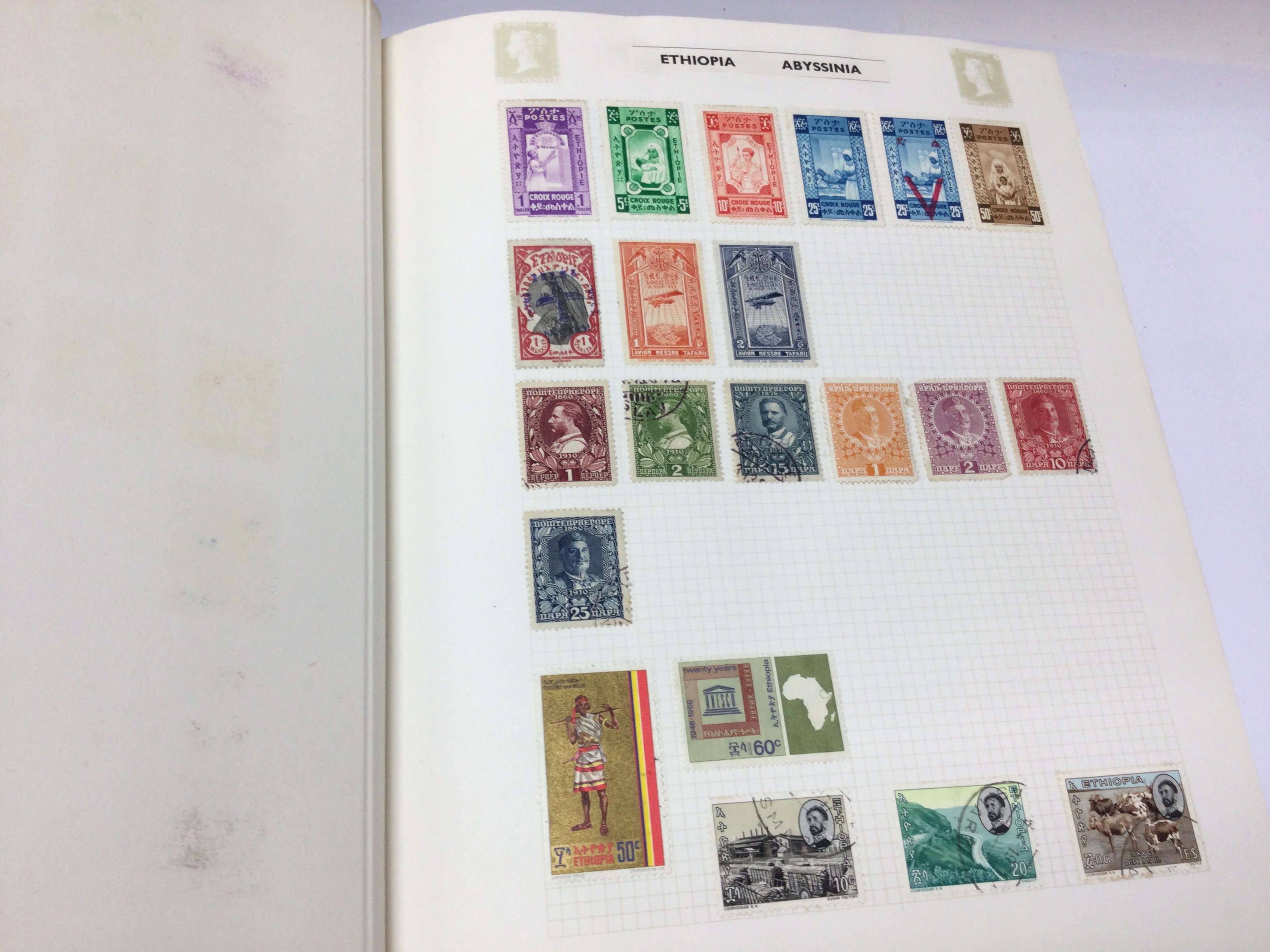Stanley Gibbons stamp album and a collection of lo - Image 5 of 11