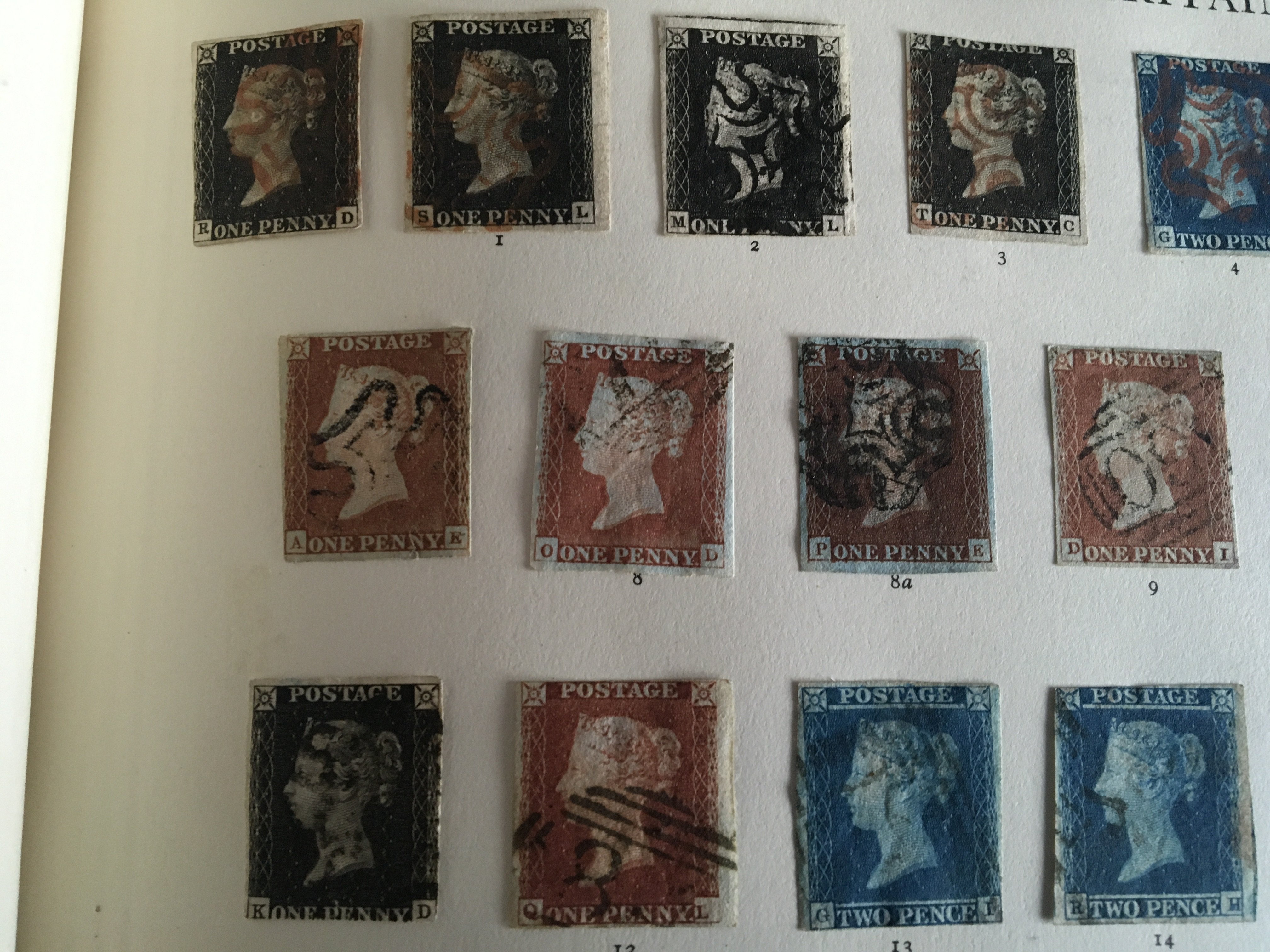 An album containing Used British stamps from Queen - Image 2 of 14