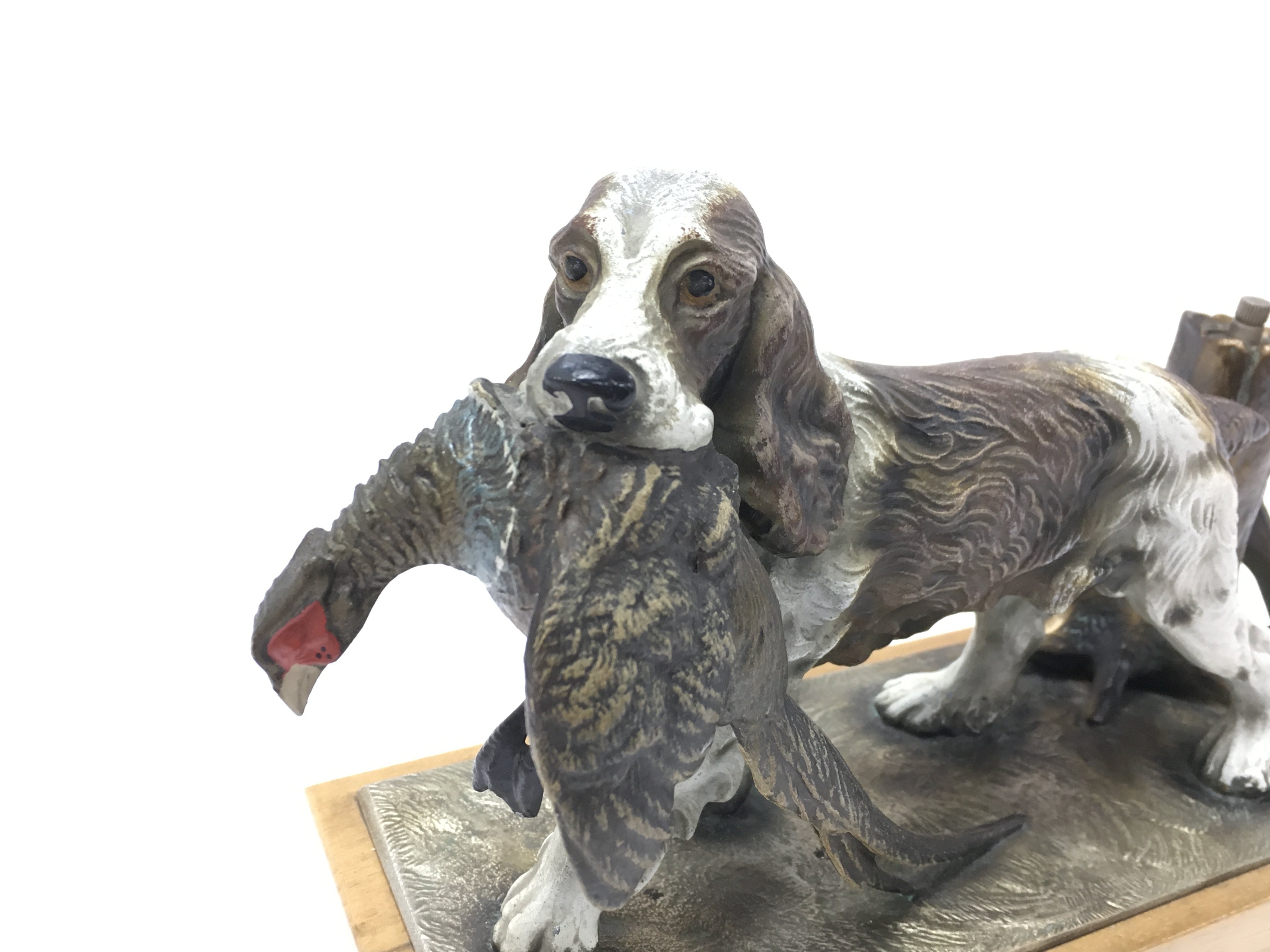A cold painted dog & pheasant table lighter, posta - Bild 2 aus 3