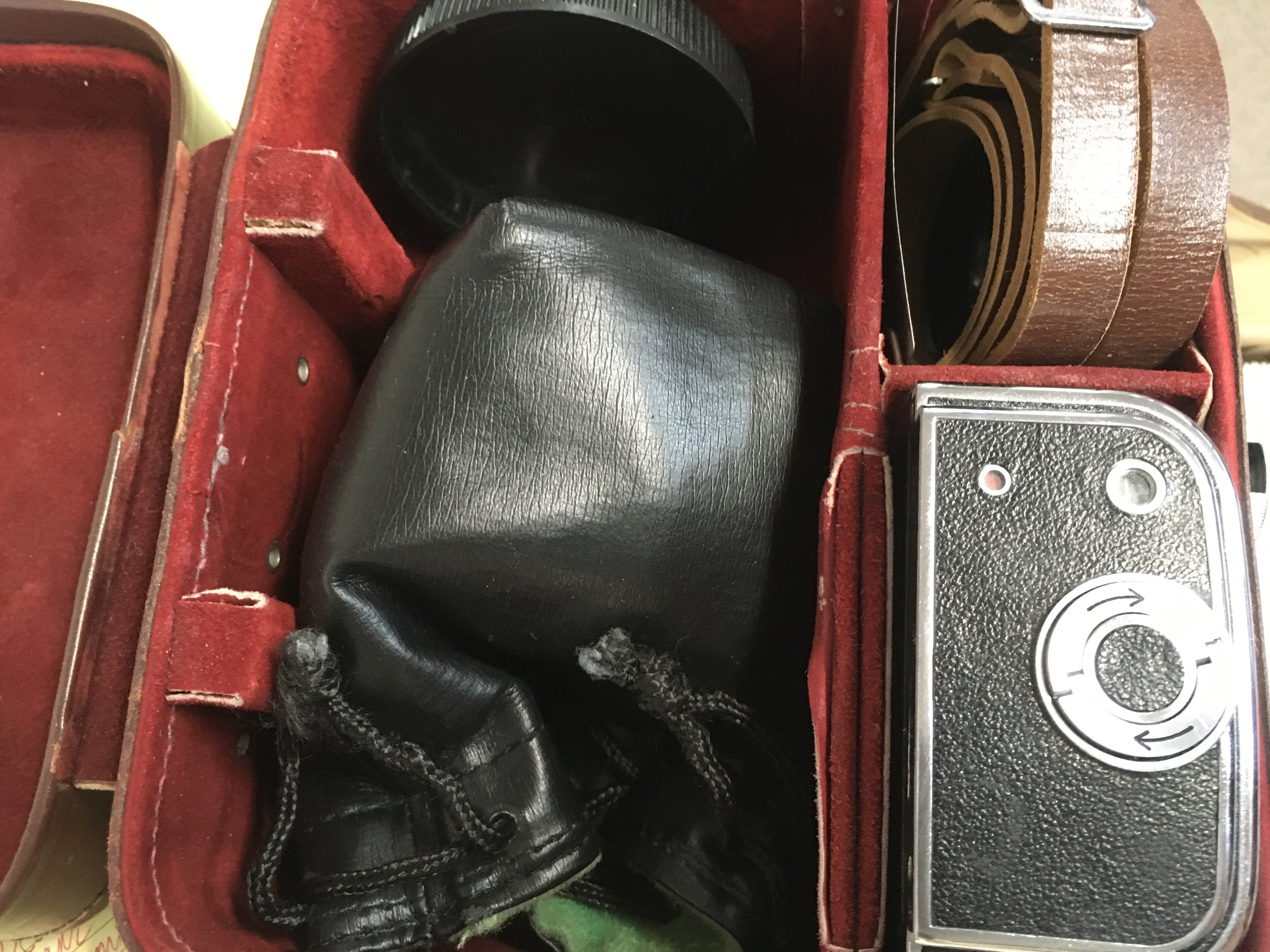 Vintage cameras and accessories including a Yashic - Image 2 of 4