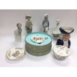 Three Lladro figures plus other ceramics. Shipping