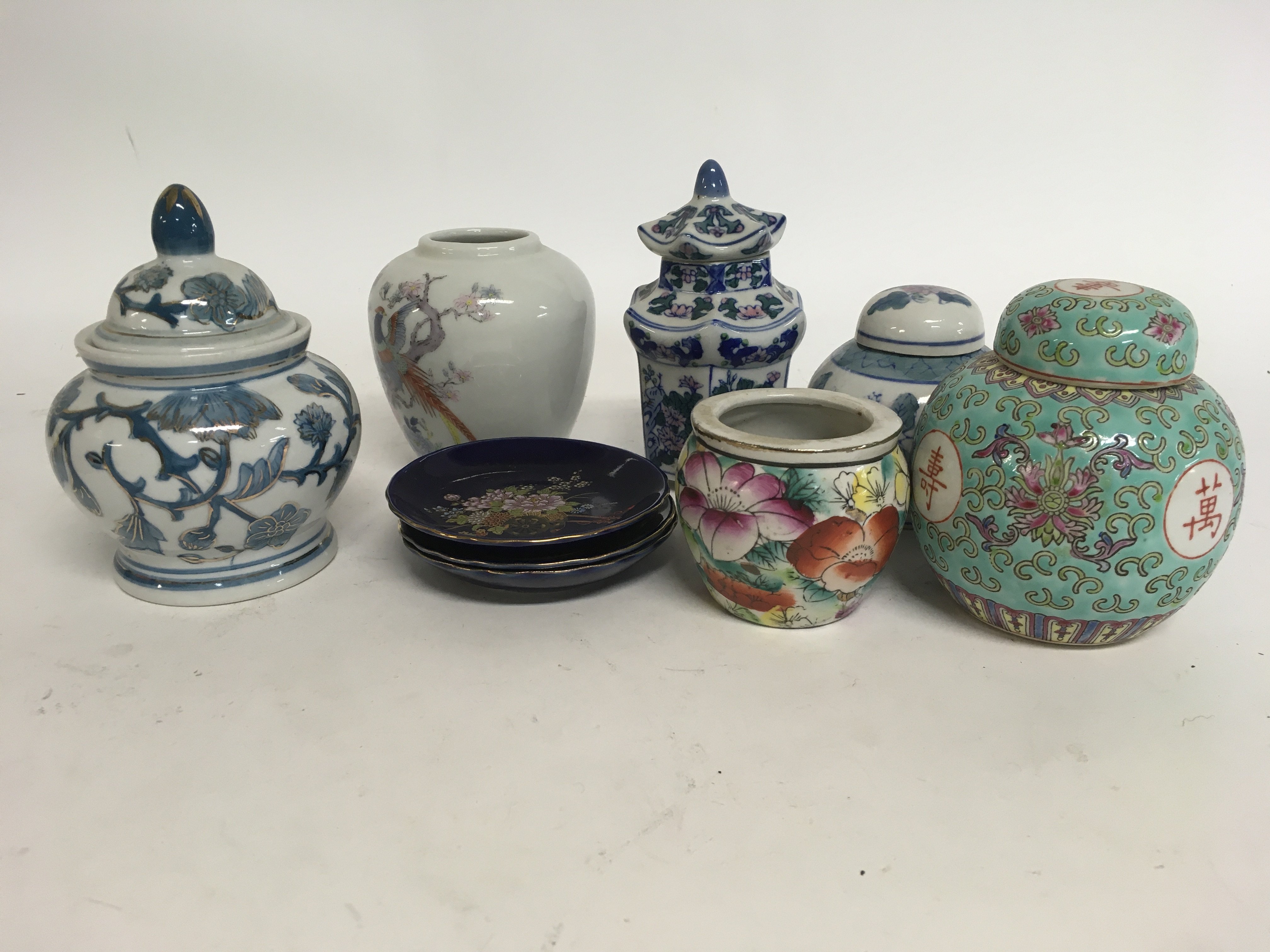 A large mixed lot of 20th century Chinese ceramics