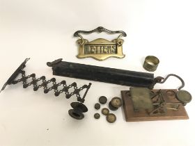 A Collection of assorted items including a Victori