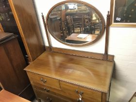 A Victorian mahogany dressing table, dimensions 52