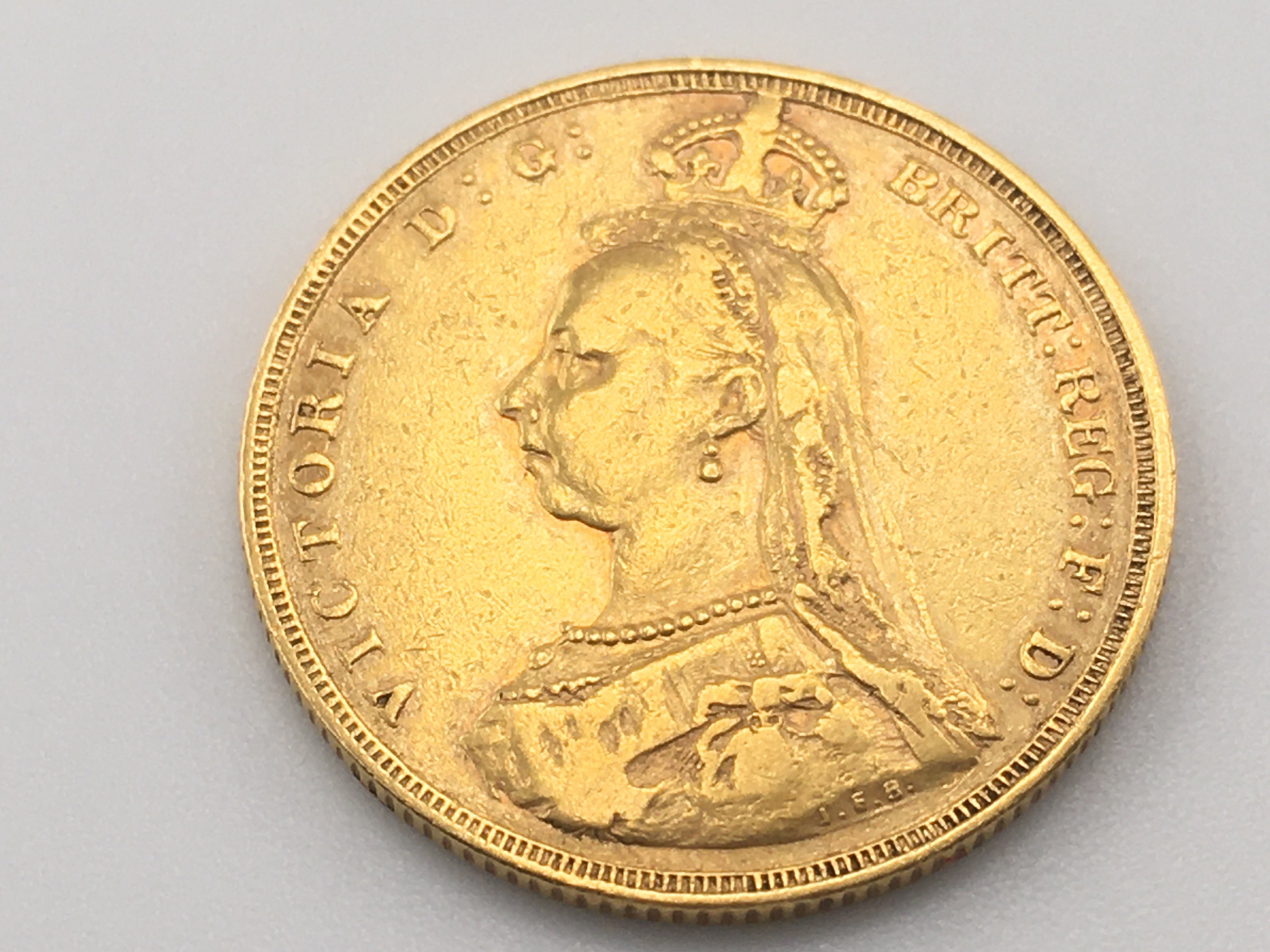 An 1887 full sovereign with Melbourne mint mark. P - Image 2 of 4