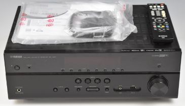 Yamaha RX-V581 AV receiver with remote control, antenna, instruction manual and original box