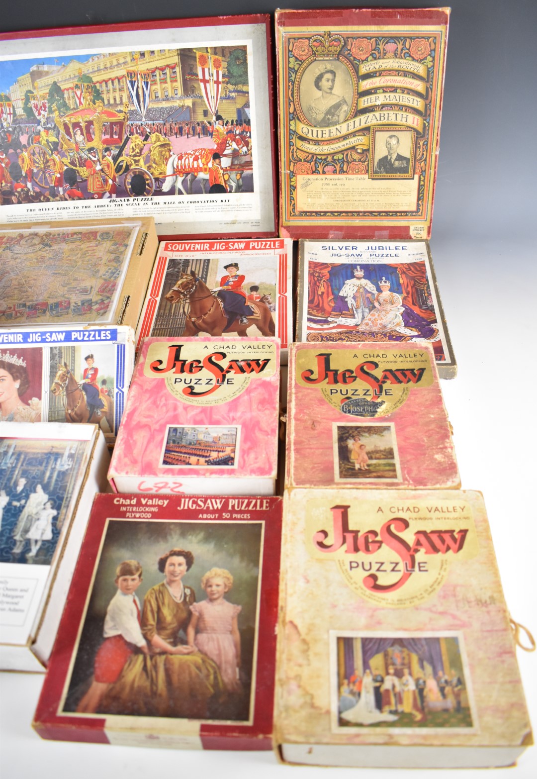 Twelve Royal interest Chad Valley vintage wooden jigsaw puzzles including trooping the colour, - Image 3 of 4