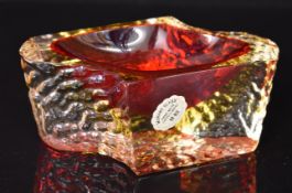 Murano Mandruzzato style ice textured Sommerso red and yellow glass dish with original label, 7cm