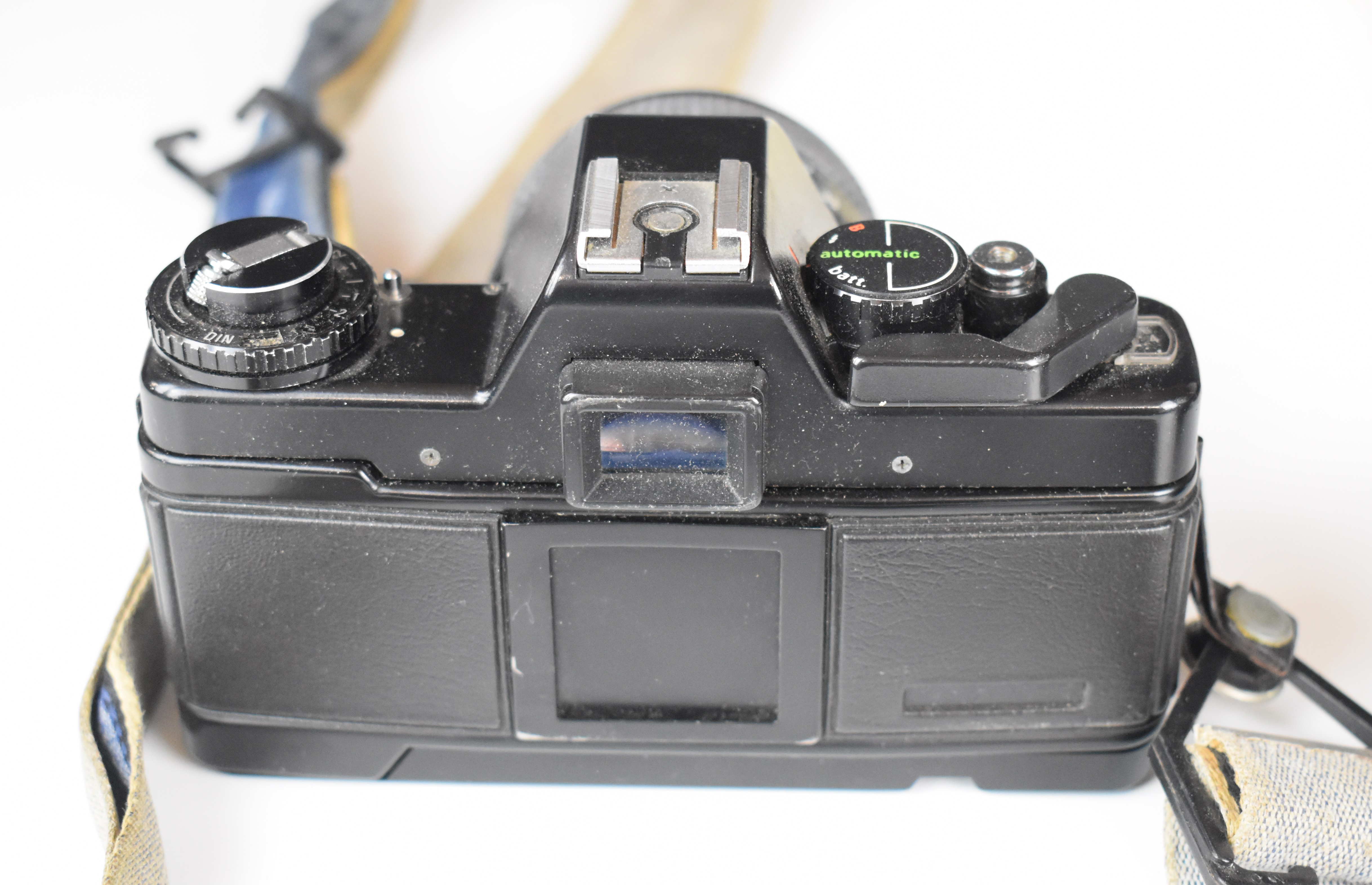 Three 35mm SLR cameras comprising Minolta X-500 with Minolta MD 50mm 1:1.7 and Super Paragon 28- - Image 10 of 11