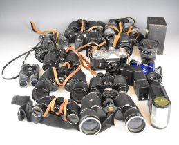 Collectable cameras, binoculars and lenses to include Panasonic DMC-FZ18 and Finepix S7000 digital