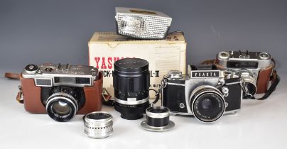 Collectable 35mm cameras comprising Exakta with Carl Zeiss Jena Tessar 2.8/50 and Soligor 135mm 1: