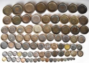 Approximately 85 mainly Georgian weights, most with Founders Company verification stamps but pre