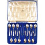 Walker & Hall George VI cased set of twelve hallmarked silver teaspoons and tongs, Sheffield 1939,