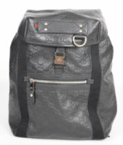 Gucci backpack in black leather with signature branding, with internal drawstring closure and silver