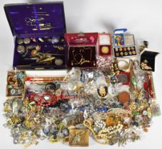 A collection of jewellery including vintage and Art Deco brooches, Monet and other vintage