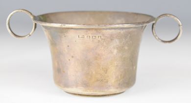 Edward VII hallmarked silver twin handled sugar bowl, Birmingham 1906, maker Levi & Salaman, width