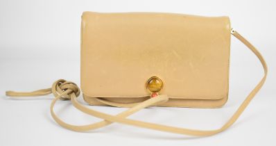 Judith Leiber beige bag with tiger's eye clasp, length 18cm. Vendor advises her grandmother was very