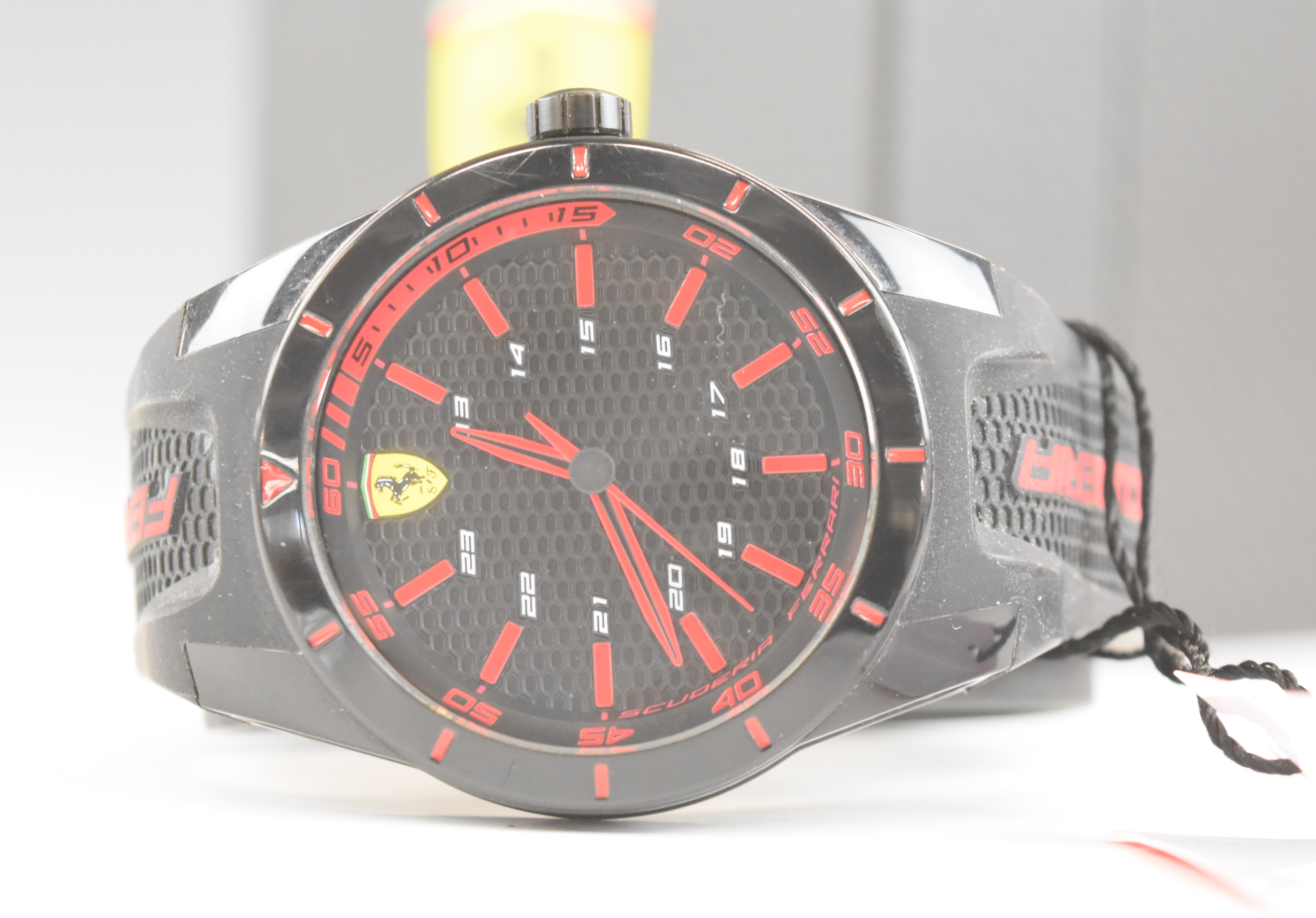 Scuderia Ferrari gentleman's wristwatch with red hands and hour markers, black dial, bezel and - Image 3 of 5