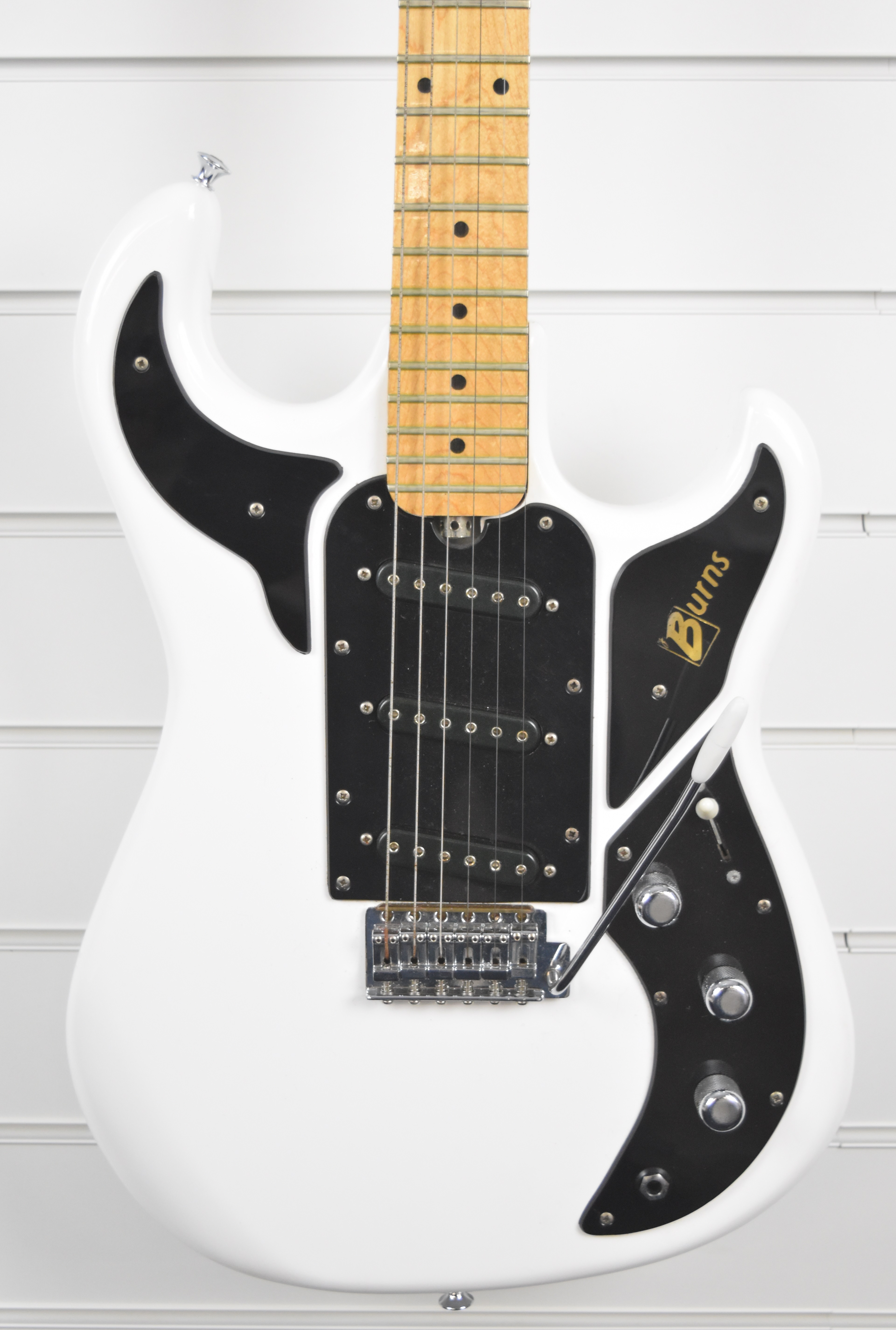 Burns solid body electric guitar in similar styling to the Marquee model, with 3 single coil - Image 2 of 6