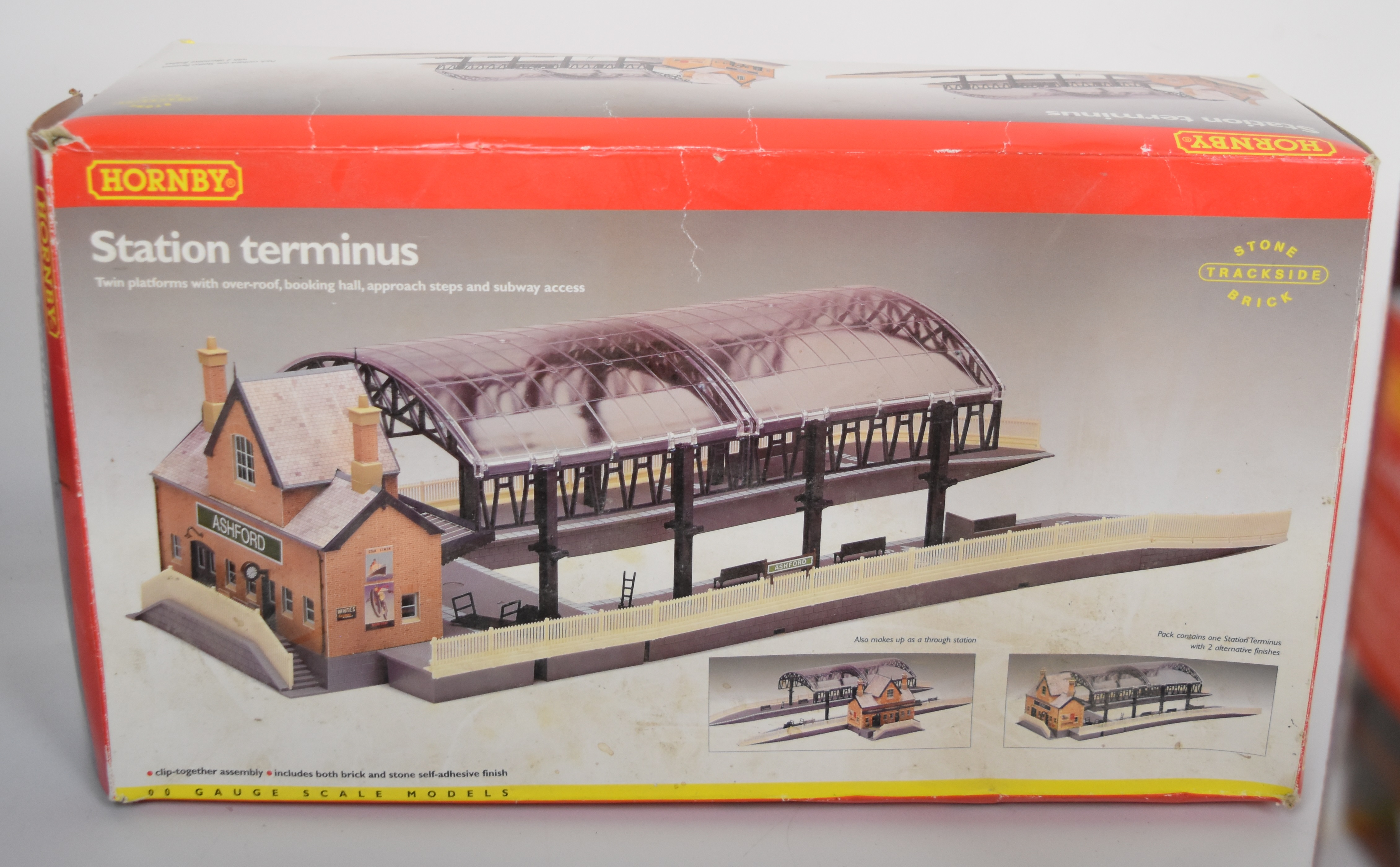 A collection of 00 gauge model railway to include Mainline and Hornby locomotives, passenger - Image 6 of 6