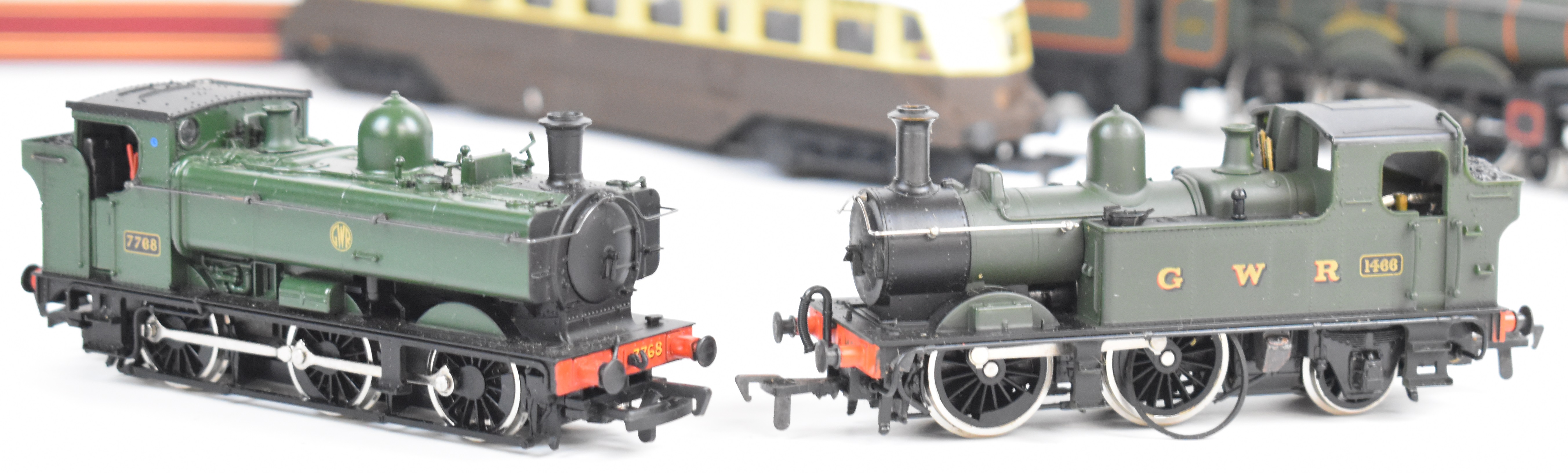 Five 00 gauge model railway locomotives by Airfix, Lima and similar to include GWR 0-4-2 1400 Tank - Image 3 of 7