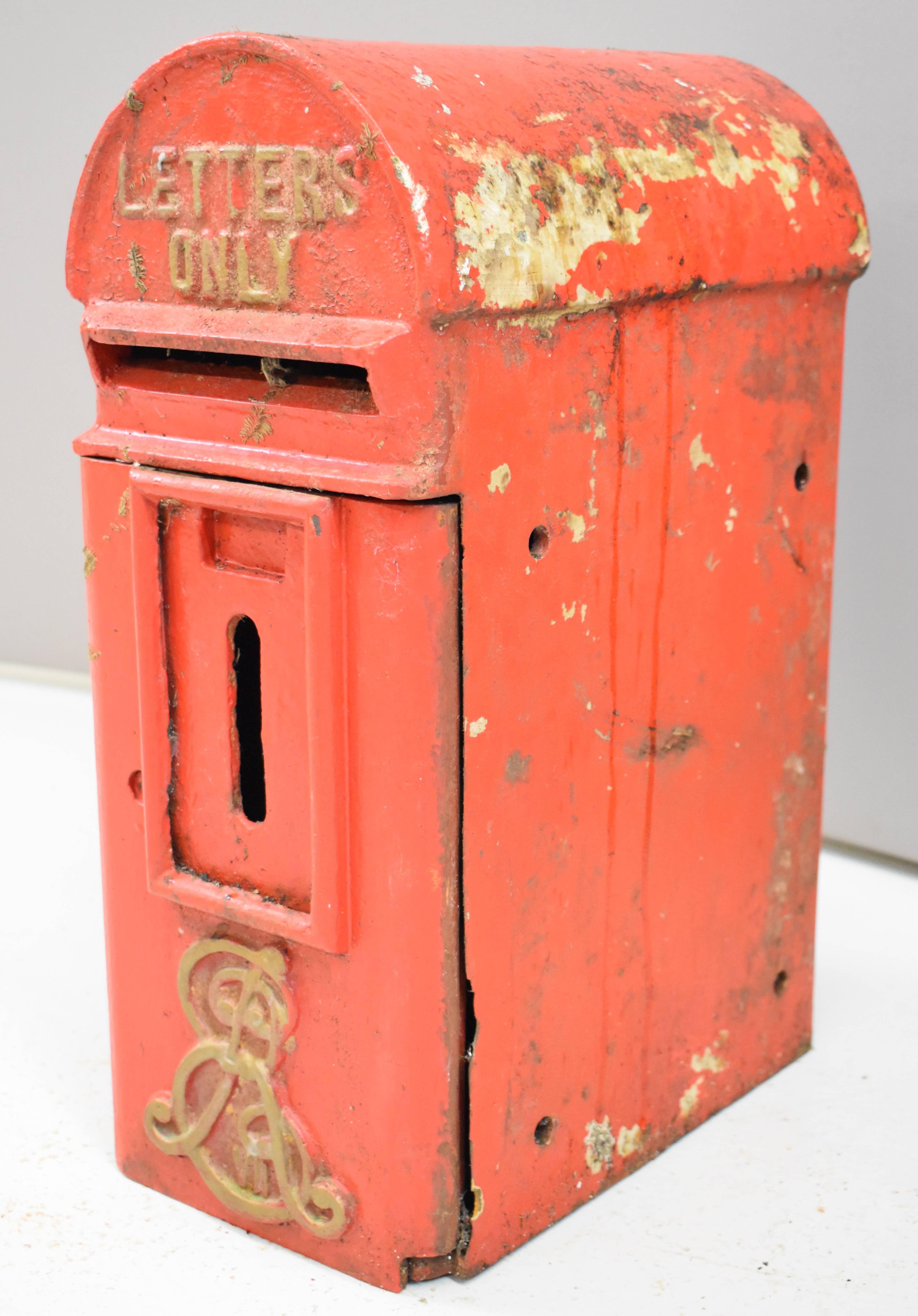 Edward VII style cast iron lamp post mounted letter box with ER VII cypher to lower portion of door, - Image 3 of 9