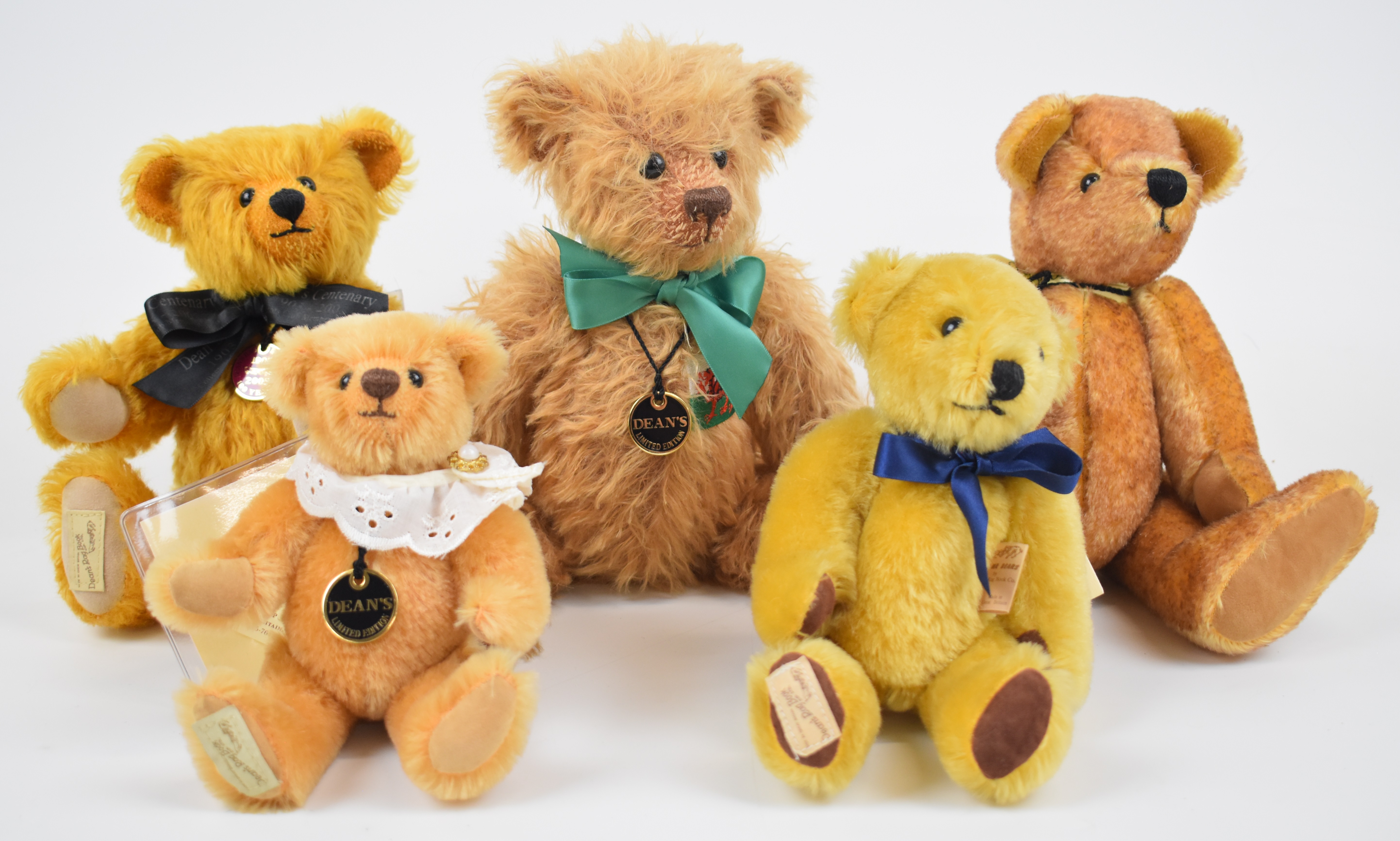 Twelve Deans Rag Book limited edition Teddy bears, most with original labels and tags to include - Bild 10 aus 24