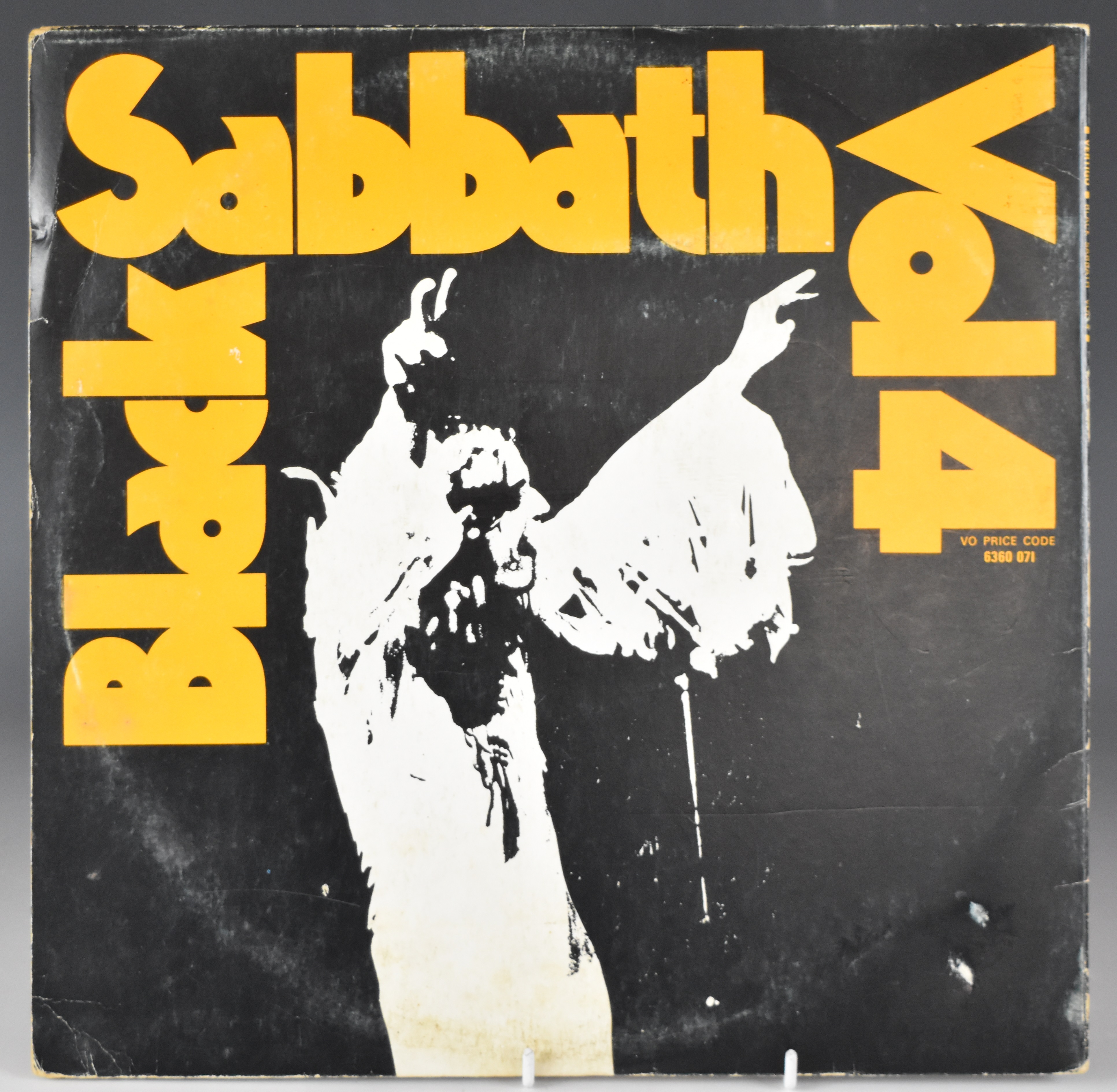 Black Sabbath - Volume 4 (6360-071) Vertigo Dutch pressing with black and white swirls, record - Image 2 of 4