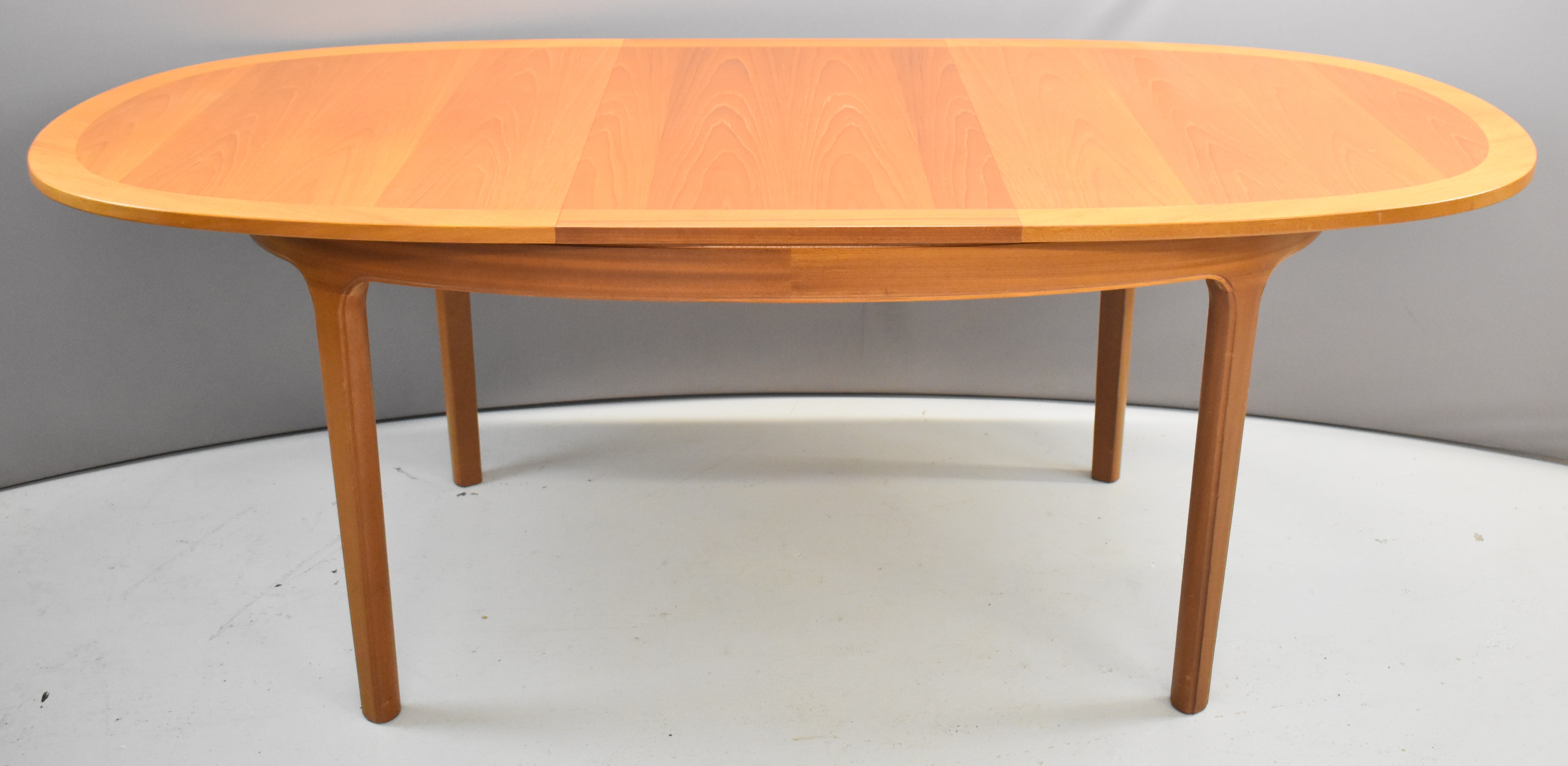 Retro mid century modern teak extending dining table and six G Plan chairs, table L152min 205 max - Image 2 of 3