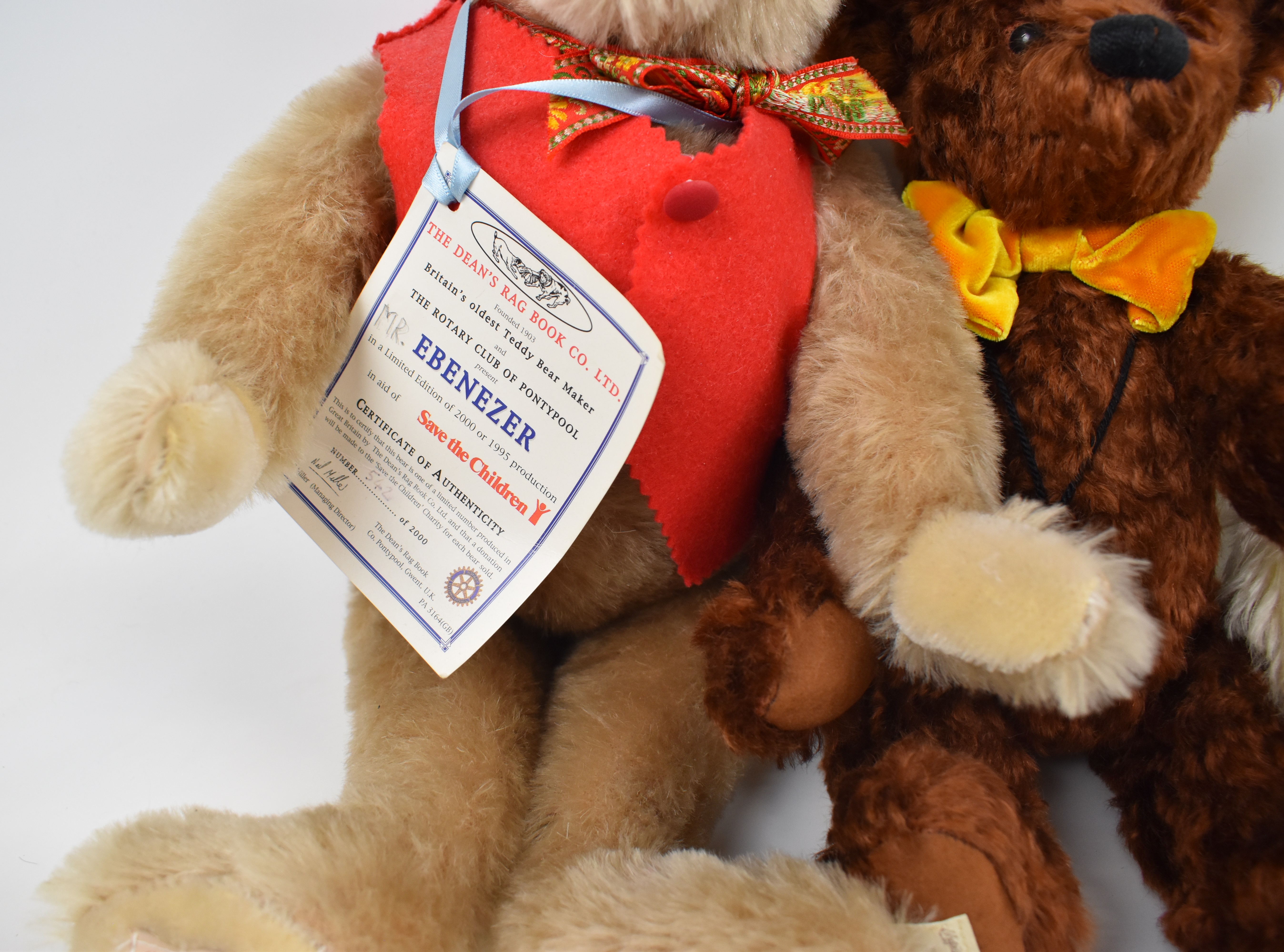 Thirteen Deans Rag Book limited edition Teddy bears, most with original tags and labels to include - Bild 3 aus 12