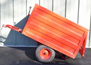 Single axle gravity / lever operated box tipping trailer, the body W82 x L108 x H60cm, overall W82 x