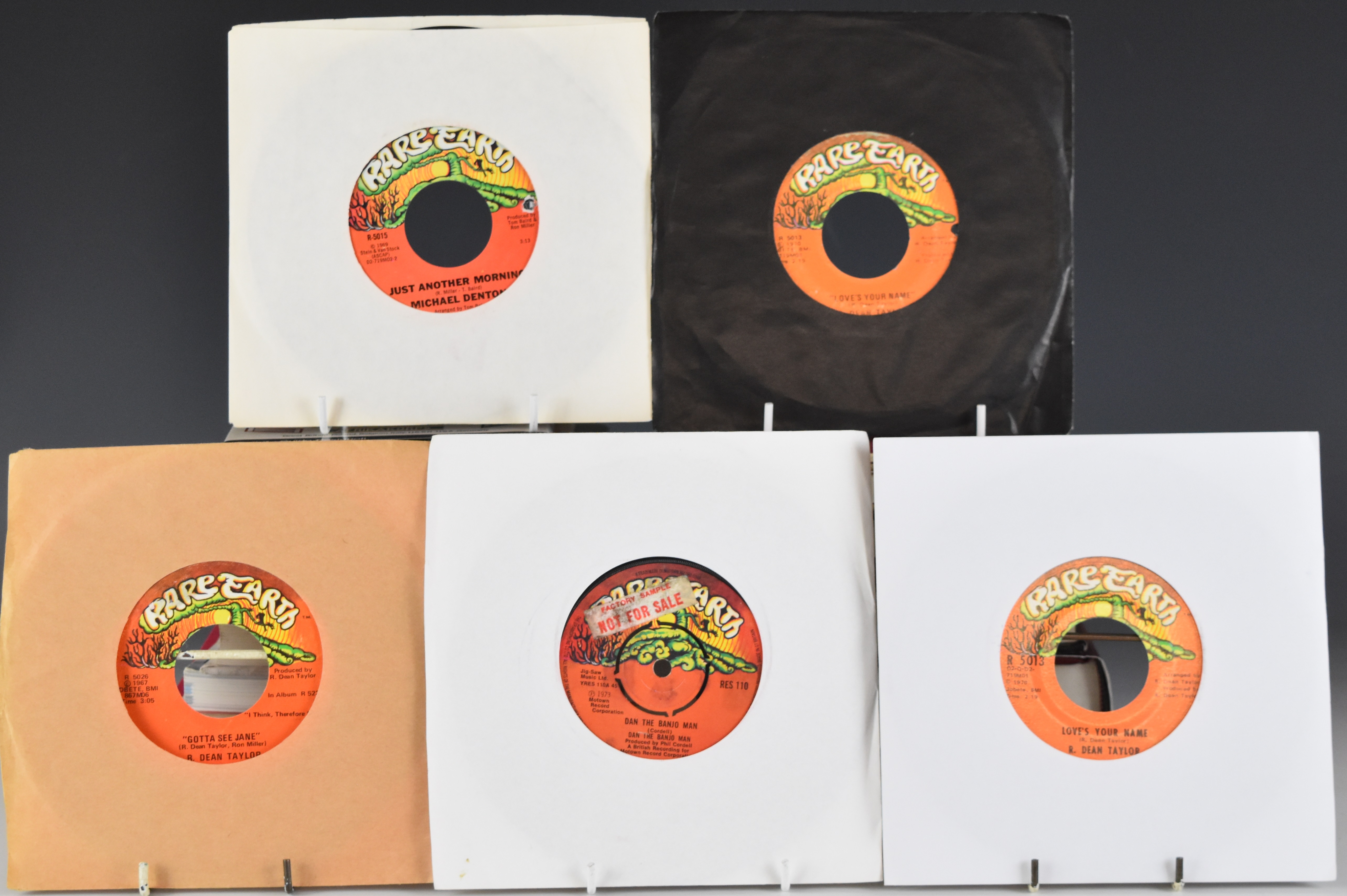 Collection of 27 Rare Earth 7" singles from Berry Gordy's Tamla Motown stable including one Demo, - Bild 2 aus 3