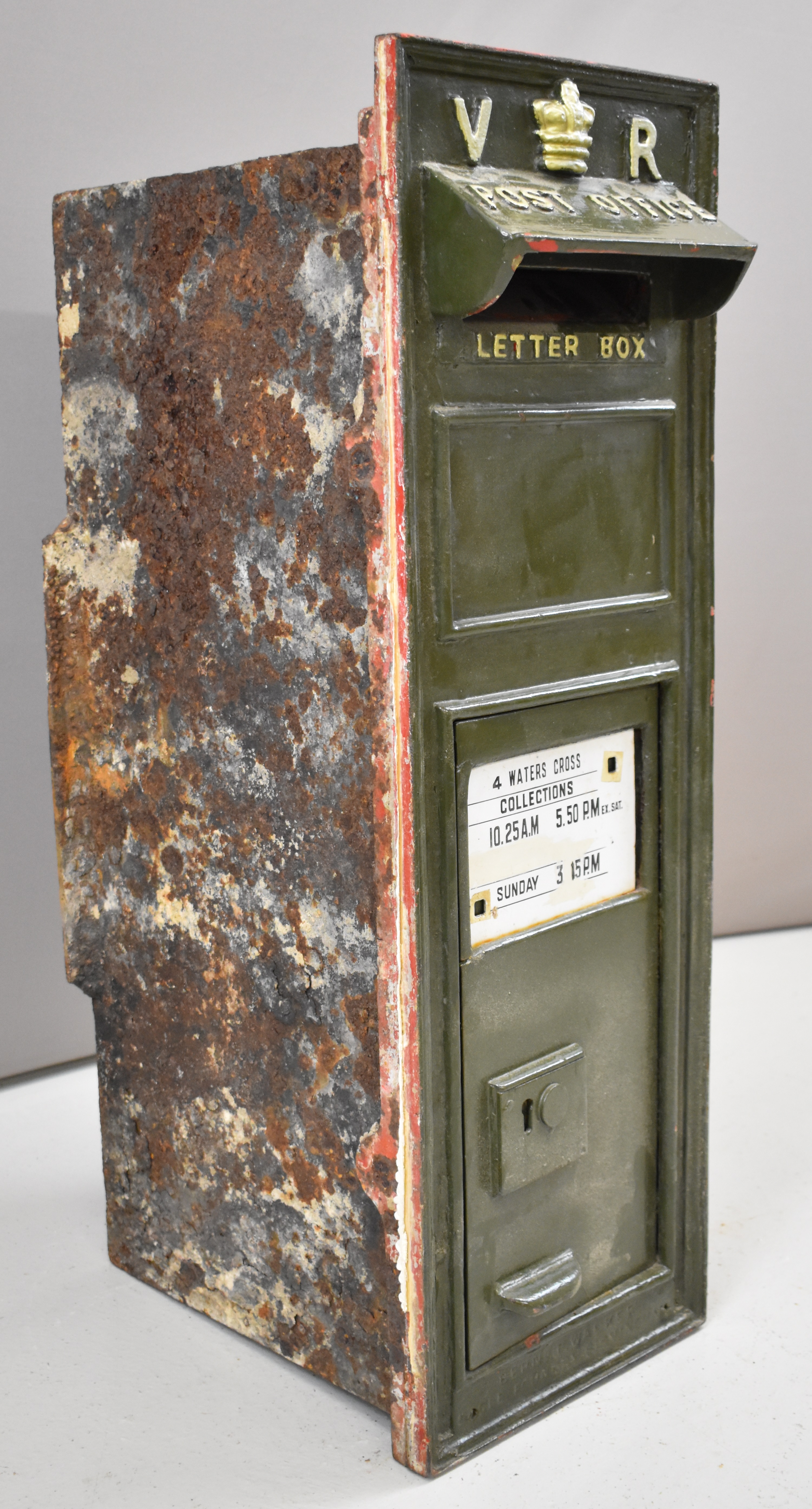 Victorian cast iron wall mounted letter box with VR cypher and crown to top, the door having - Image 2 of 8