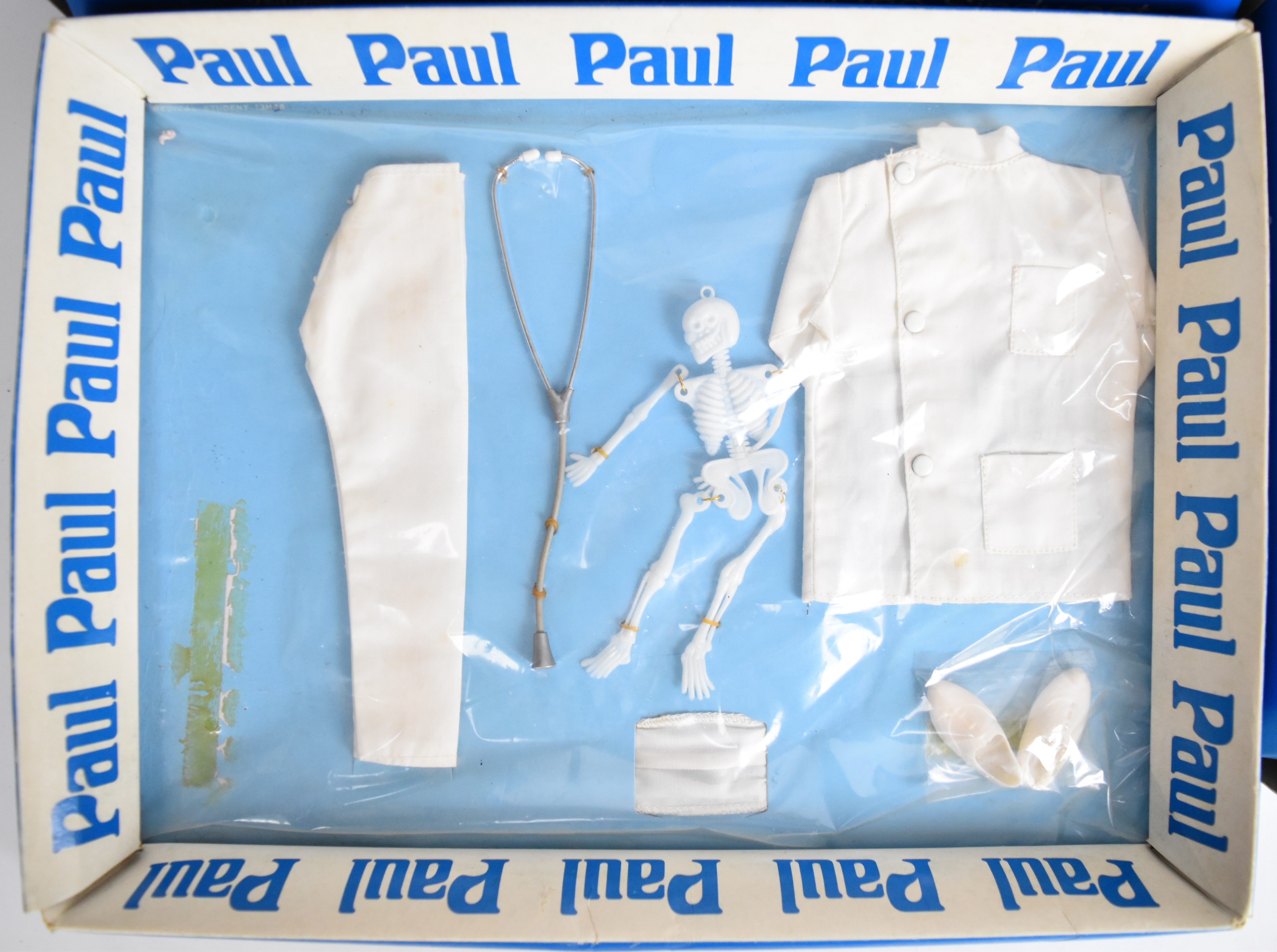 Three 1960's Pedigree Sindy Paul doll clothing packs comprising Doctor, Bedtime and Skiing - Image 2 of 4