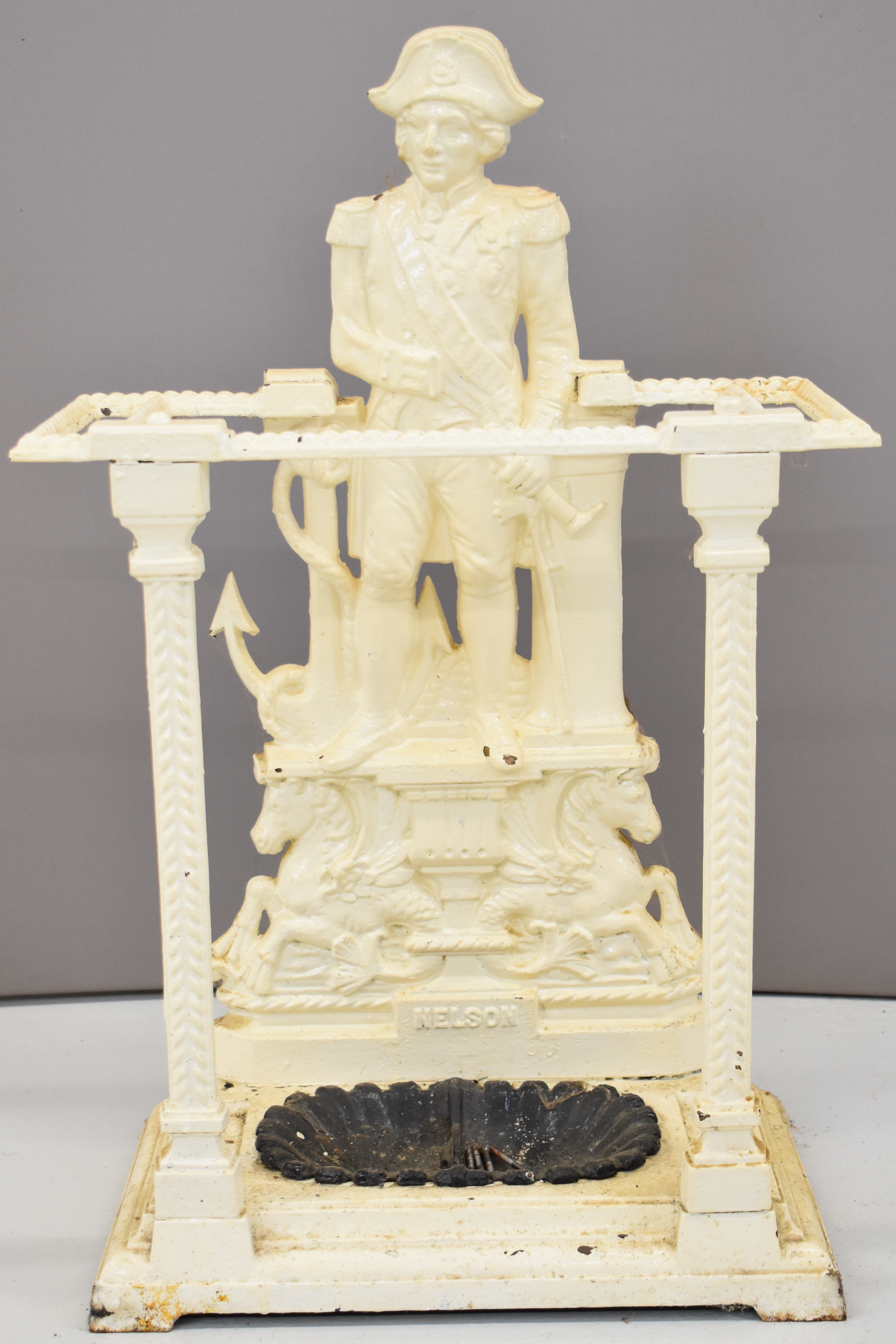 19thC figural cast iron Lord Nelson stick/umbrella stand with 'Nelson' to casting and lift out