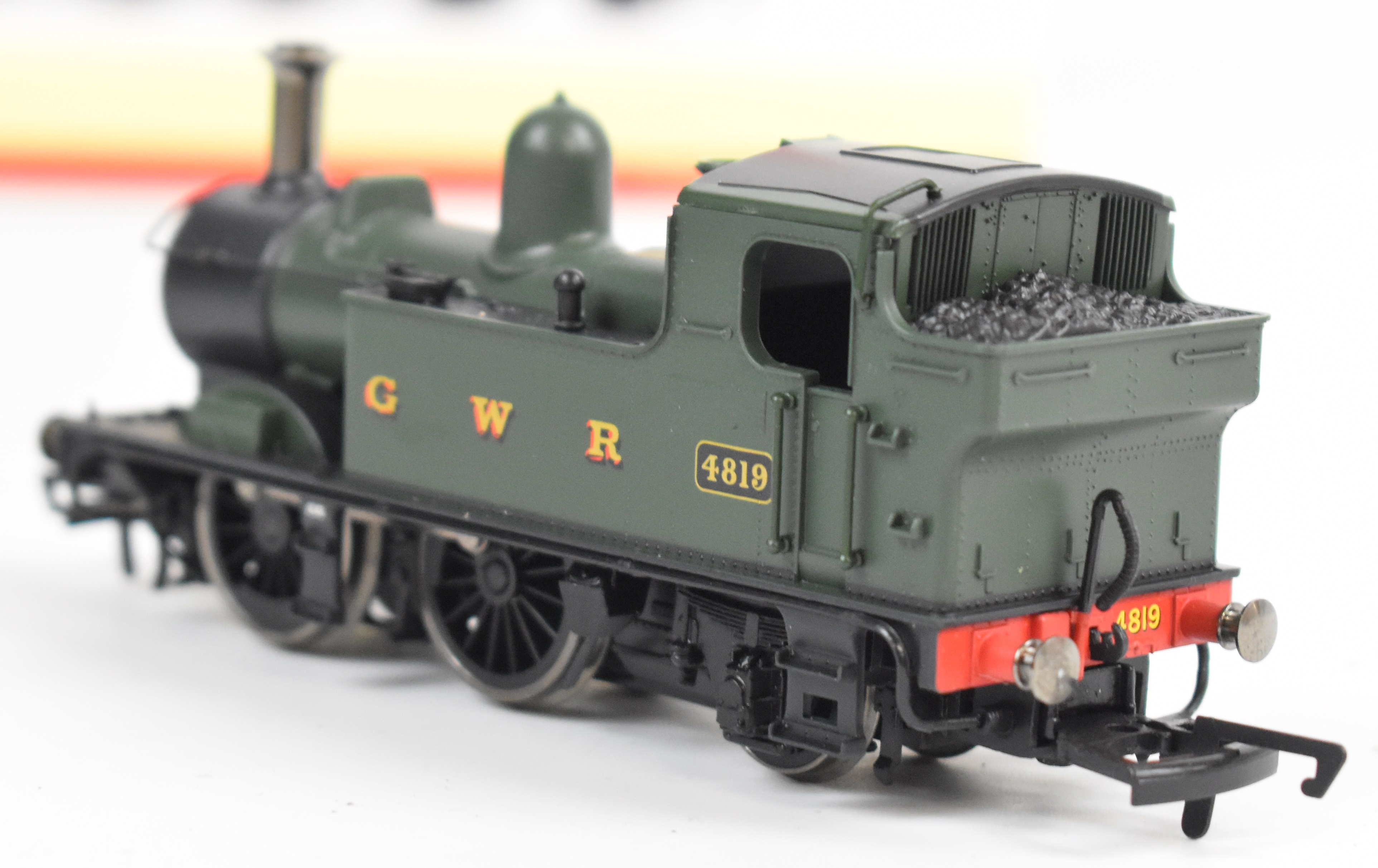 Two Hornby 00 gauge model railway locomotives comprising GWR 0-4-2T Class 14xx '4819' R3117 and - Image 7 of 9