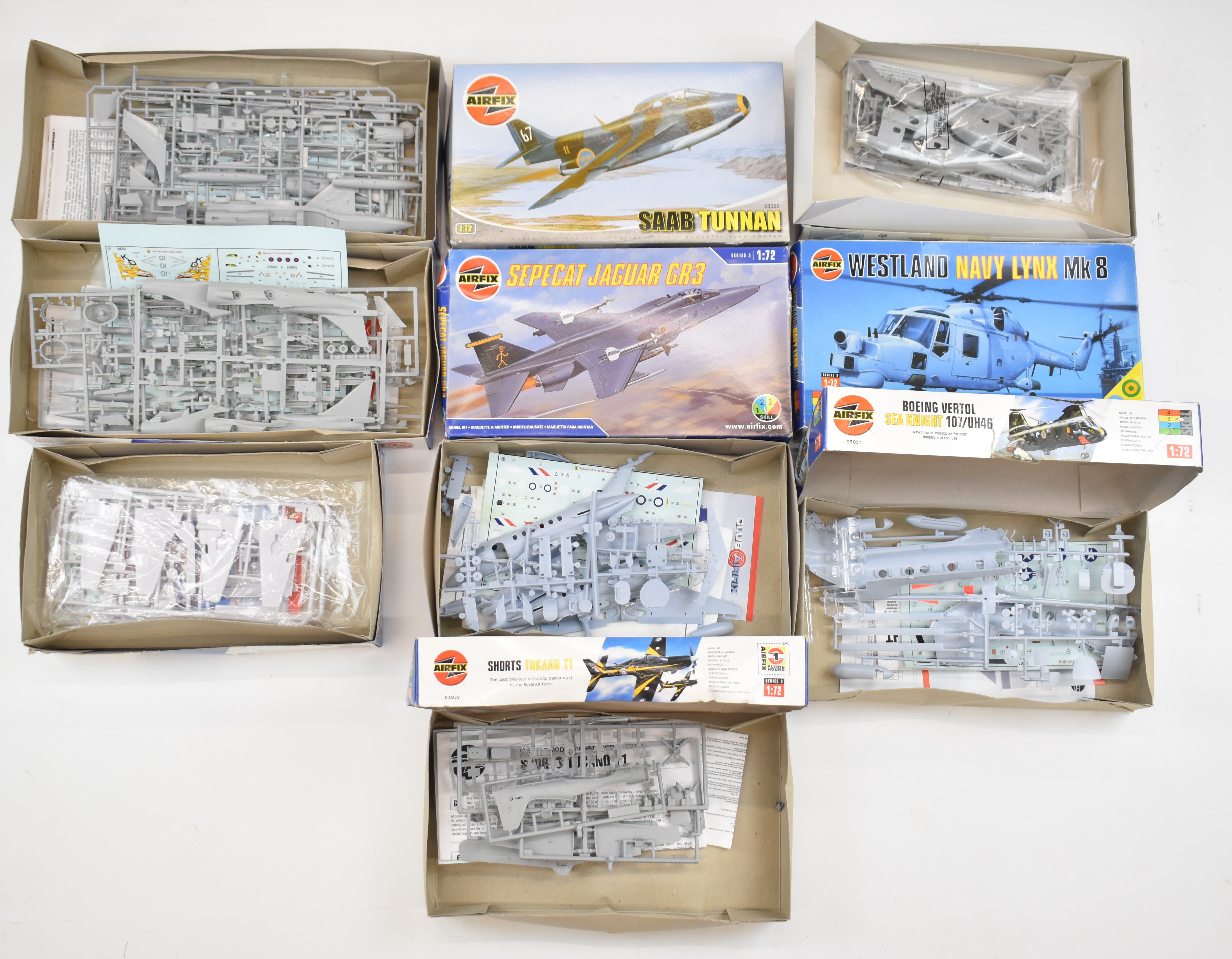 Ten Airfix 1:72 scale plastic model aircraft kits to include Saab Tunnan 03065, Vampire FB5/J 28B - Image 5 of 5