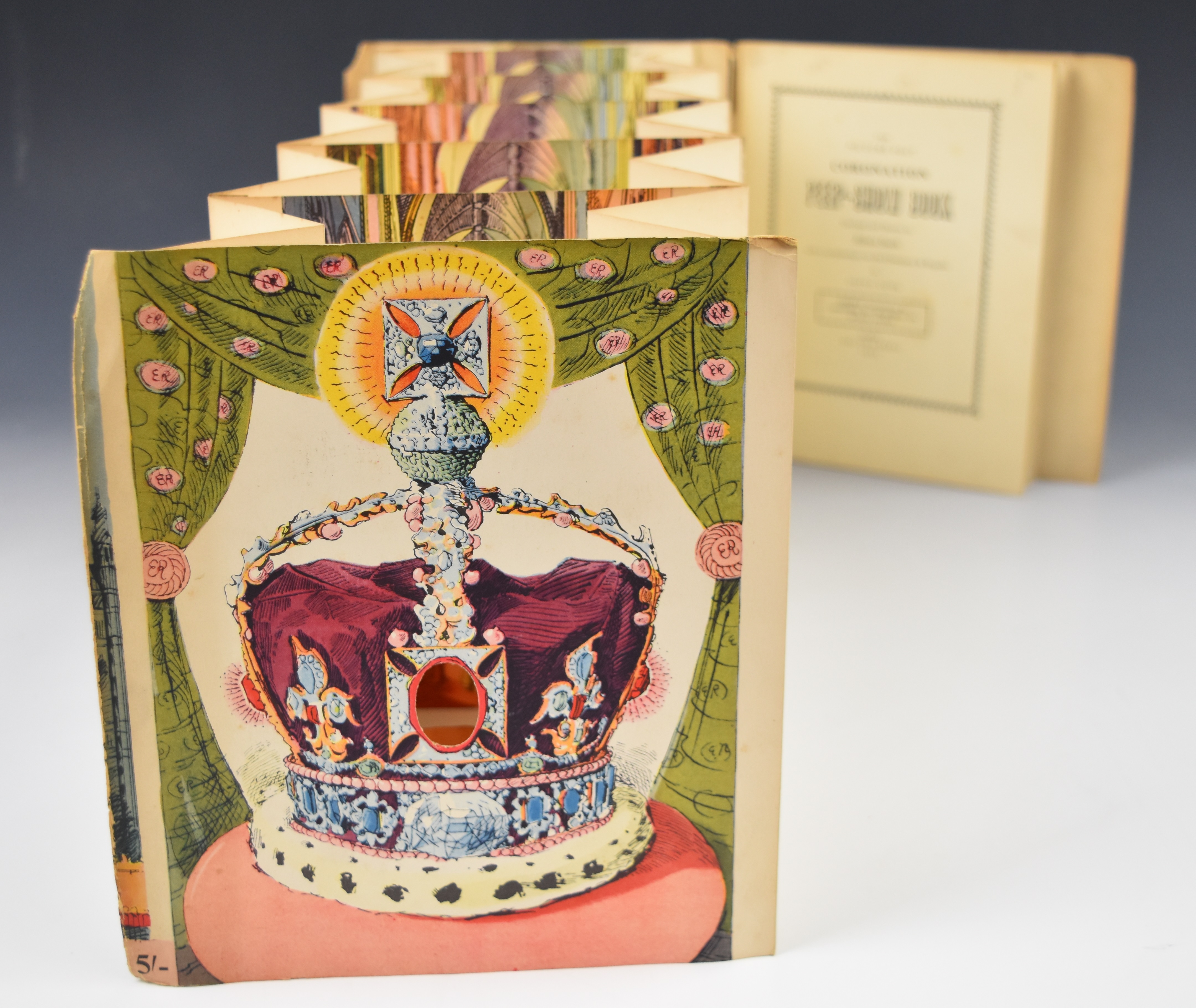 [Peep-Show] The Picture Post Coronation Peep-Show Book, Devised & Drawn by Edwin Smith with a - Image 2 of 4