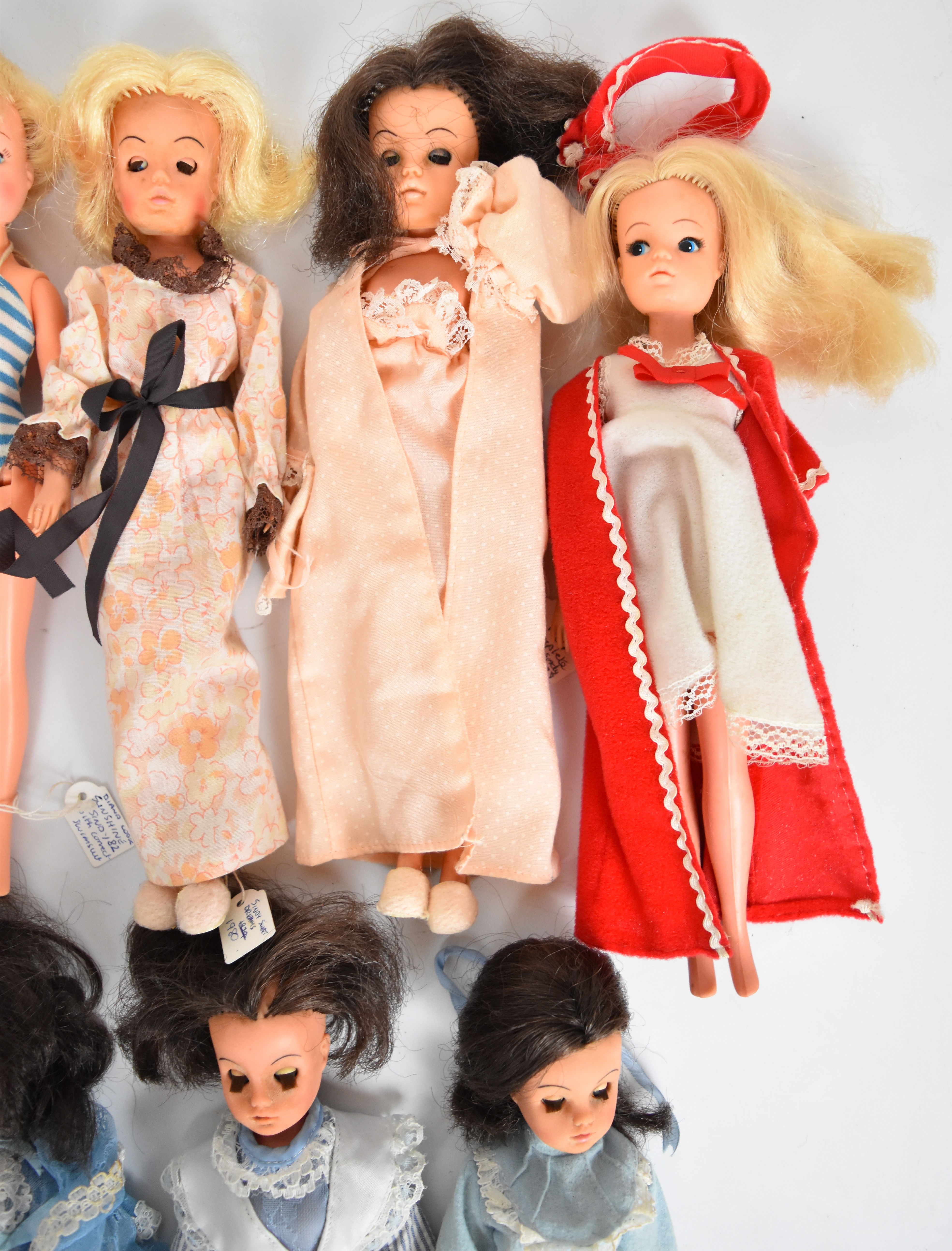 Eleven vintage Sindy dolls by Pedigree dressed in 1970's & 80's bedtime attire to include Sweet - Image 4 of 5
