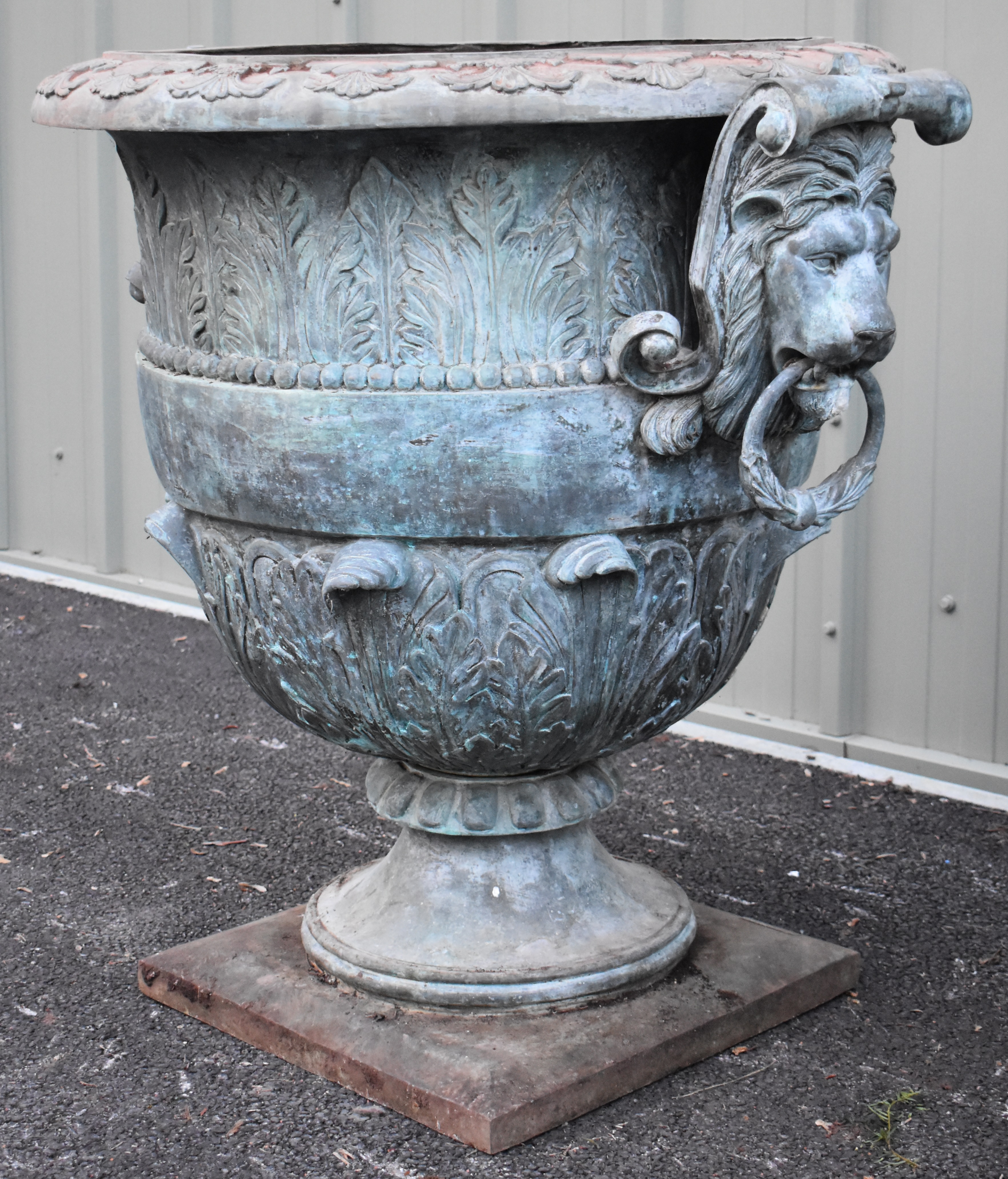 Leonardo Rossi pair of large bronze pedestal urns with scrolling lion mask ring handles and relief - Image 7 of 13