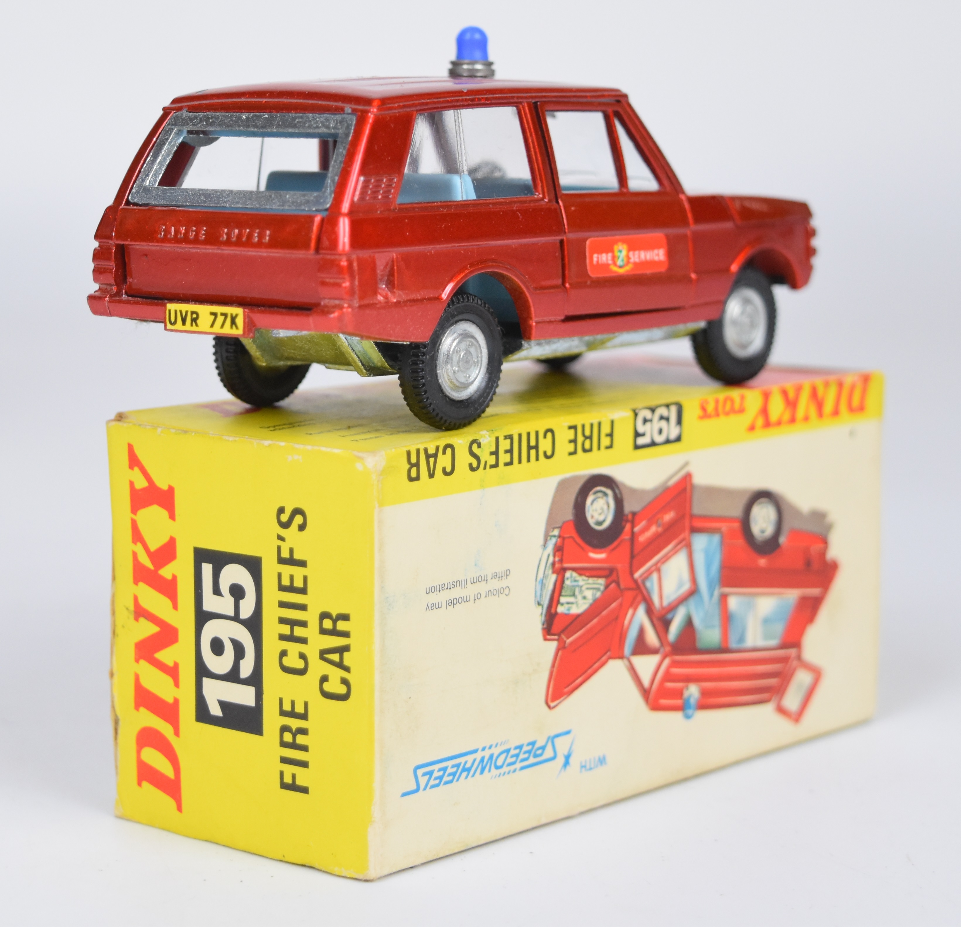 Two vintage Dinky Toys diecast model Fire Service vehicles comprising Ford Transit Fire Appliance - Image 3 of 7