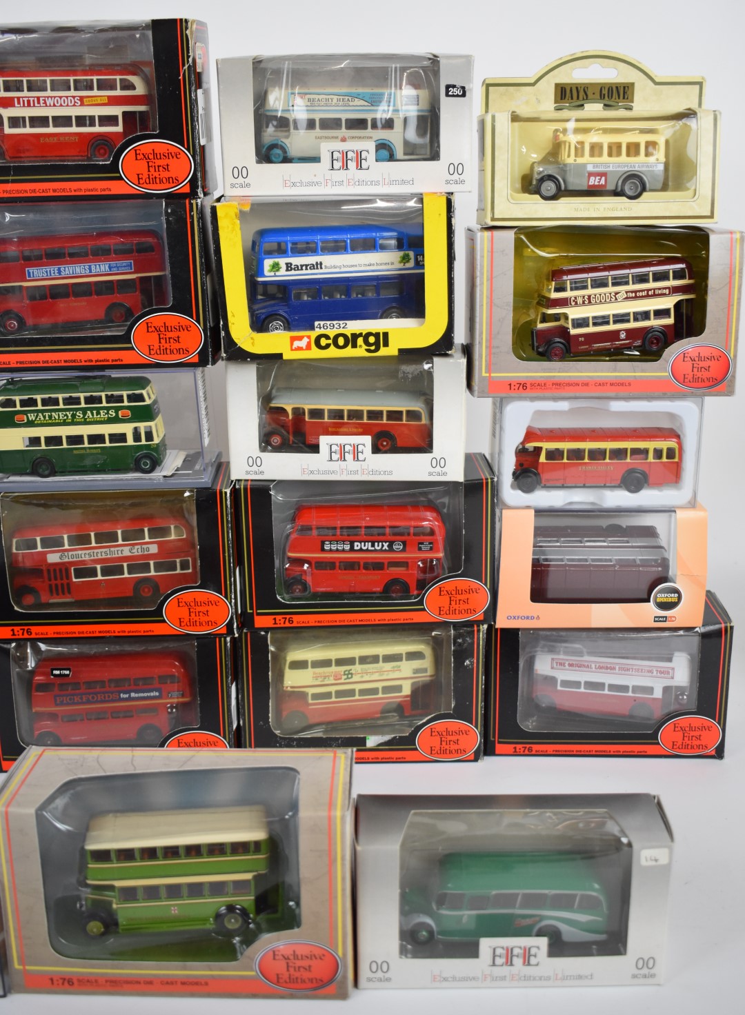 Twenty-four diecast model buses, manufacturers include Gilbow Exclusive First Editions (EFE), Corgi, - Image 5 of 5