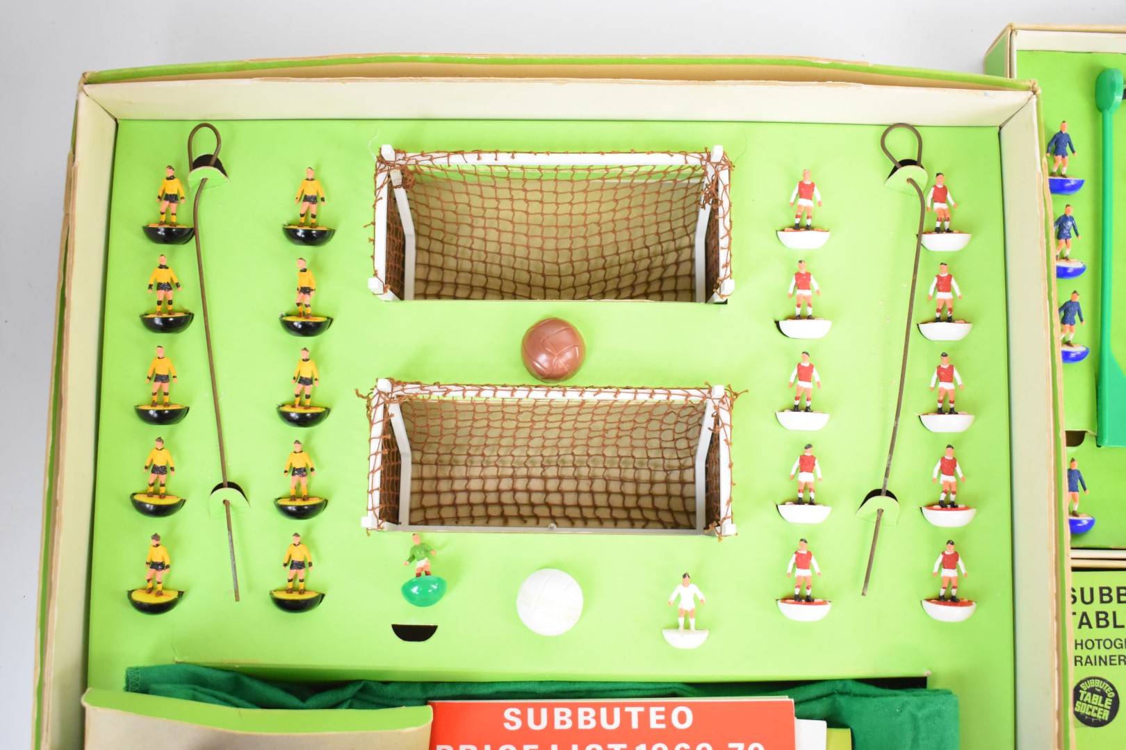 A collection of vintage Subbuteo comprising Club Edition main set, four extra teams and accessories, - Image 2 of 5