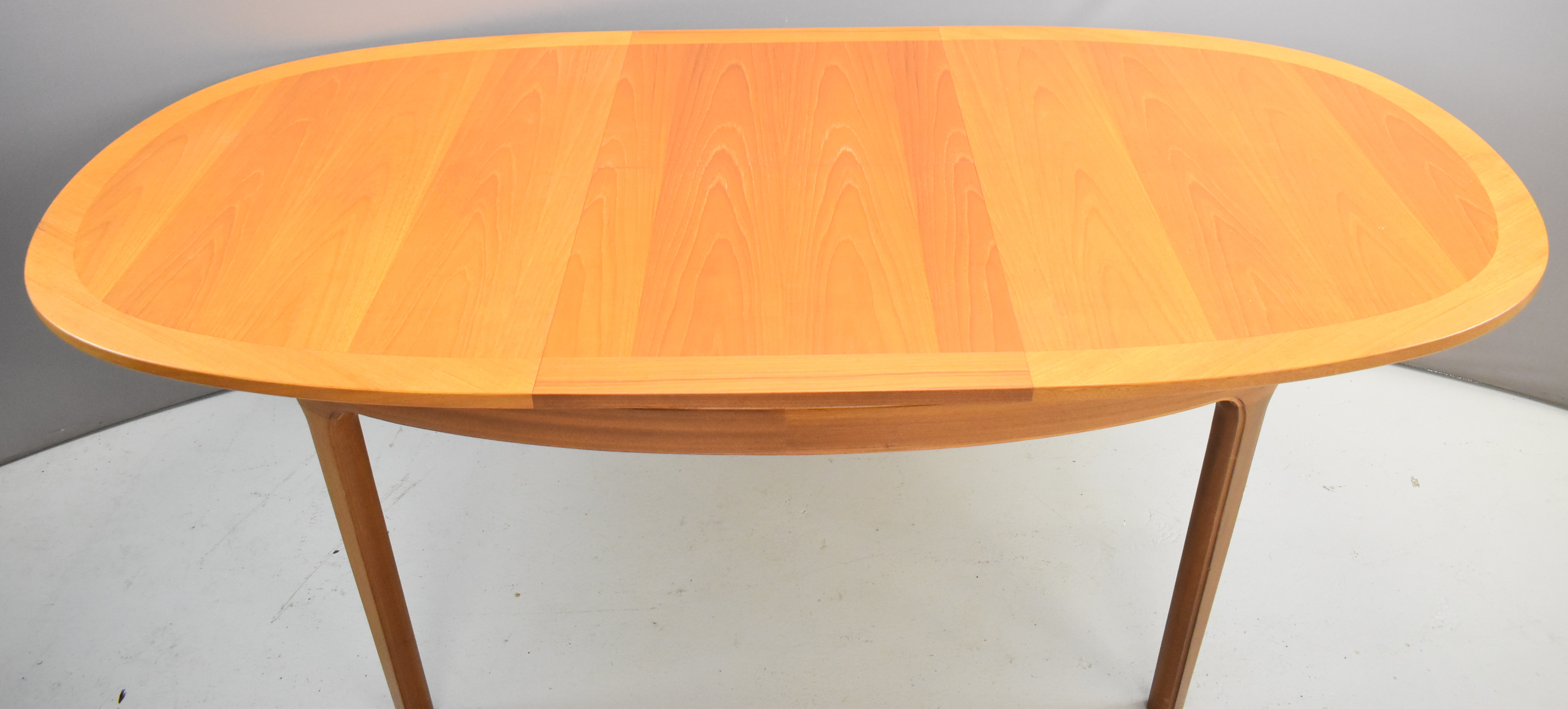 Retro mid century modern teak extending dining table and six G Plan chairs, table L152min 205 max - Image 3 of 3